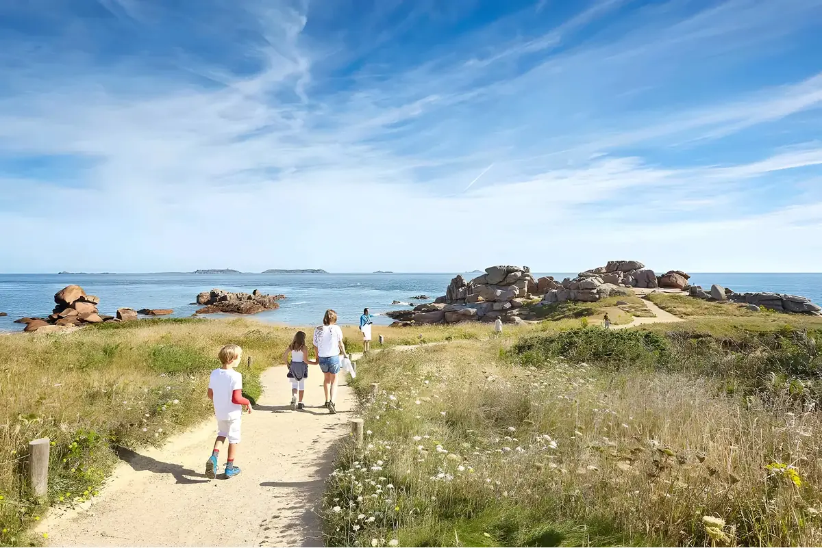 Promenade sur la Côte de Granit Rose à Perros-Guirec