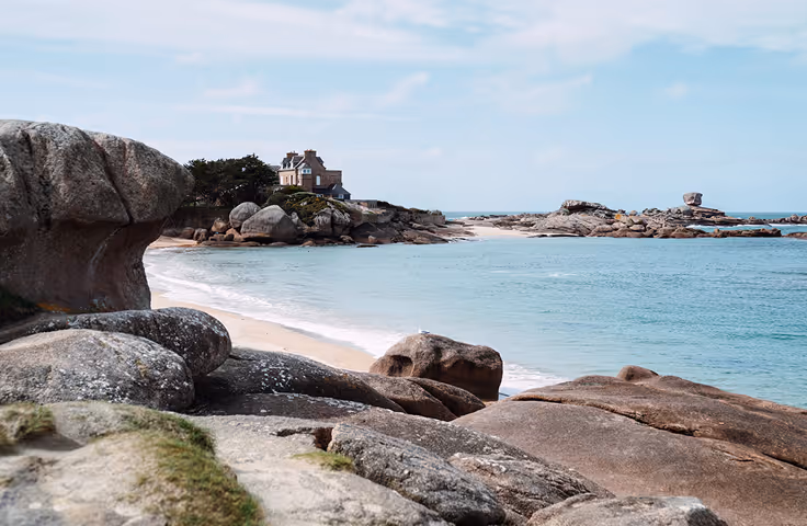 La presqu'île de la Renote à Trégastel, Côte de Granit Rose