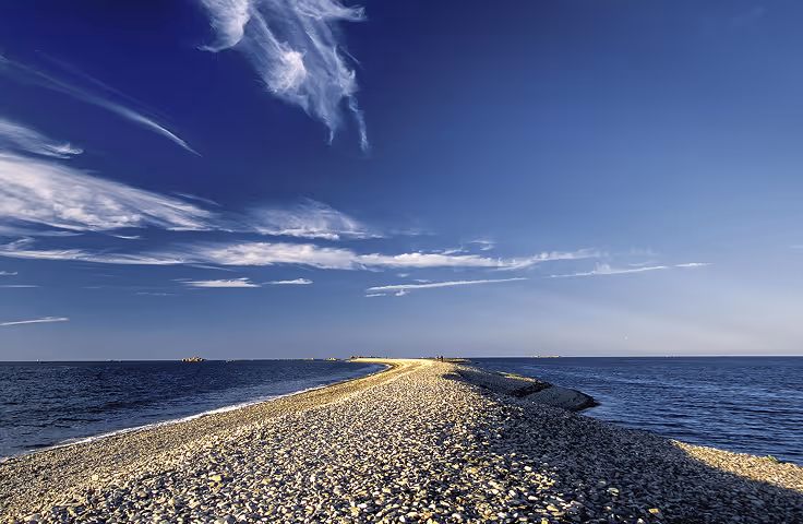 Le Sillon de Talbert, cordon de galets sur la côte du Trégor