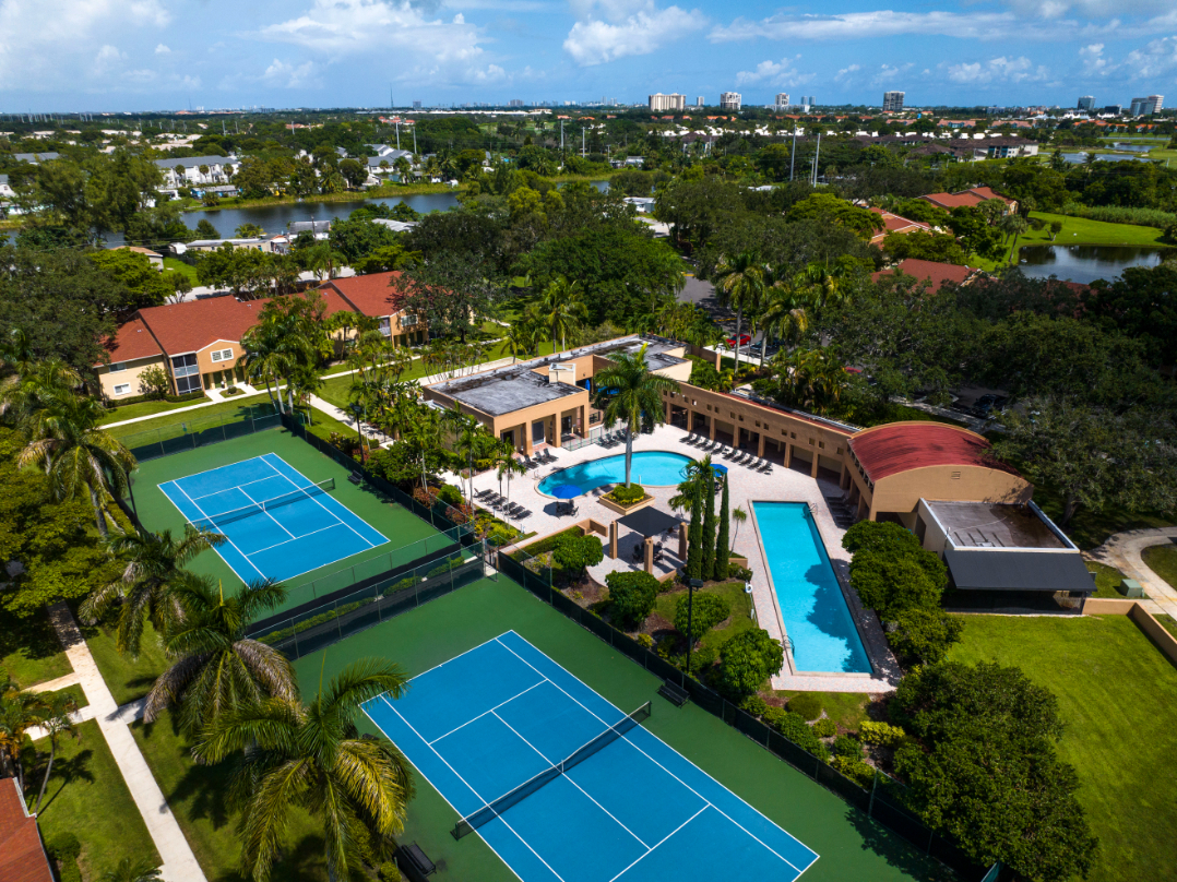 Birds eye view of tennis courts