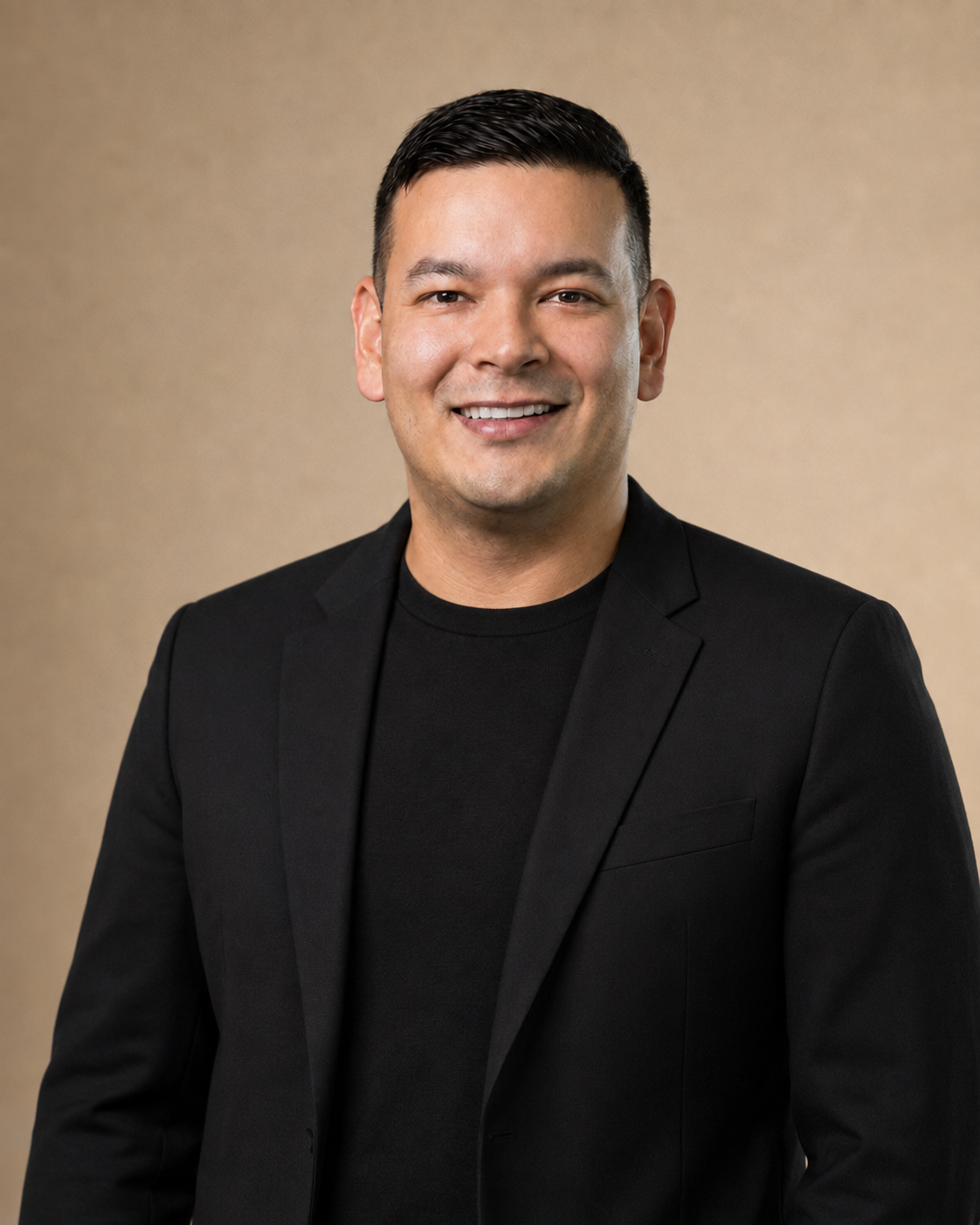 Santiago Rodriguez, Director of Operations at Vogue Creatives