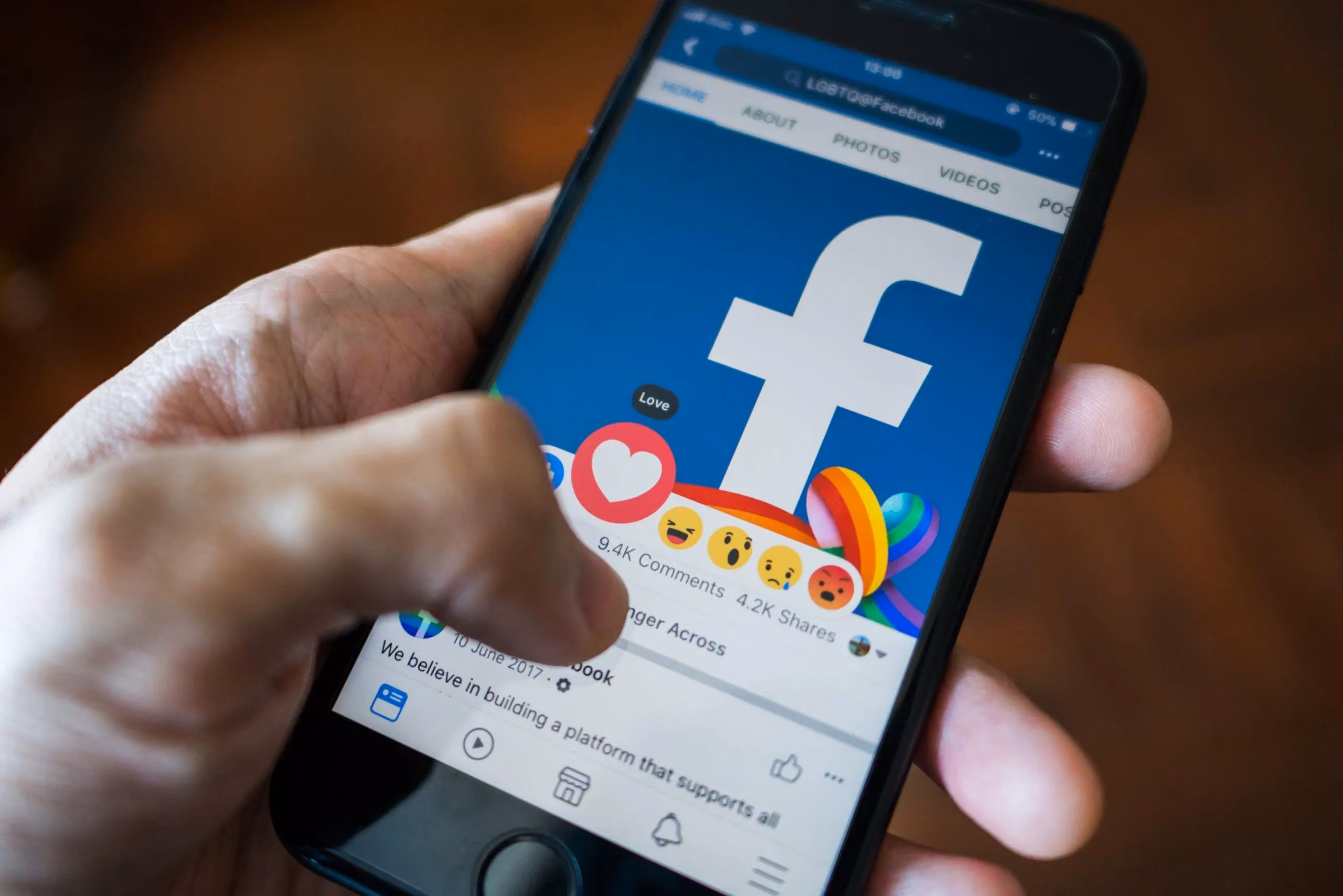 7 Ways to Use 7 CTAs Now Supported on Facebook Pages