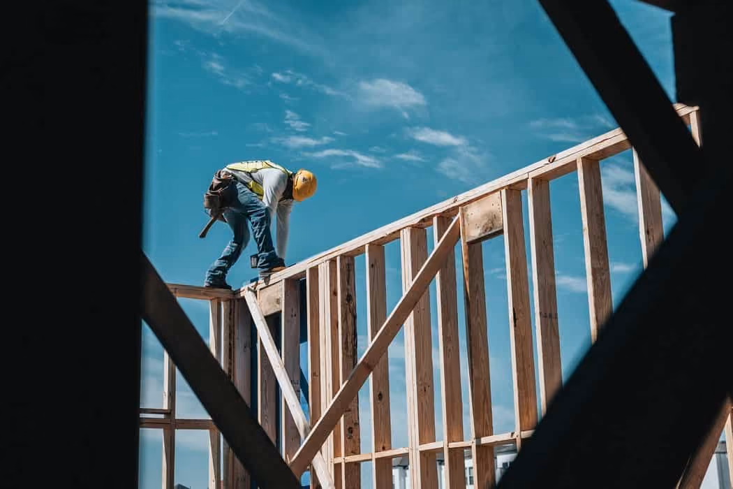 Gain More Positive Online Reviews for Your Roofing Business