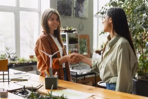 2024 Answering Service Trends: Enhancing Customer Experience for Small Businesses