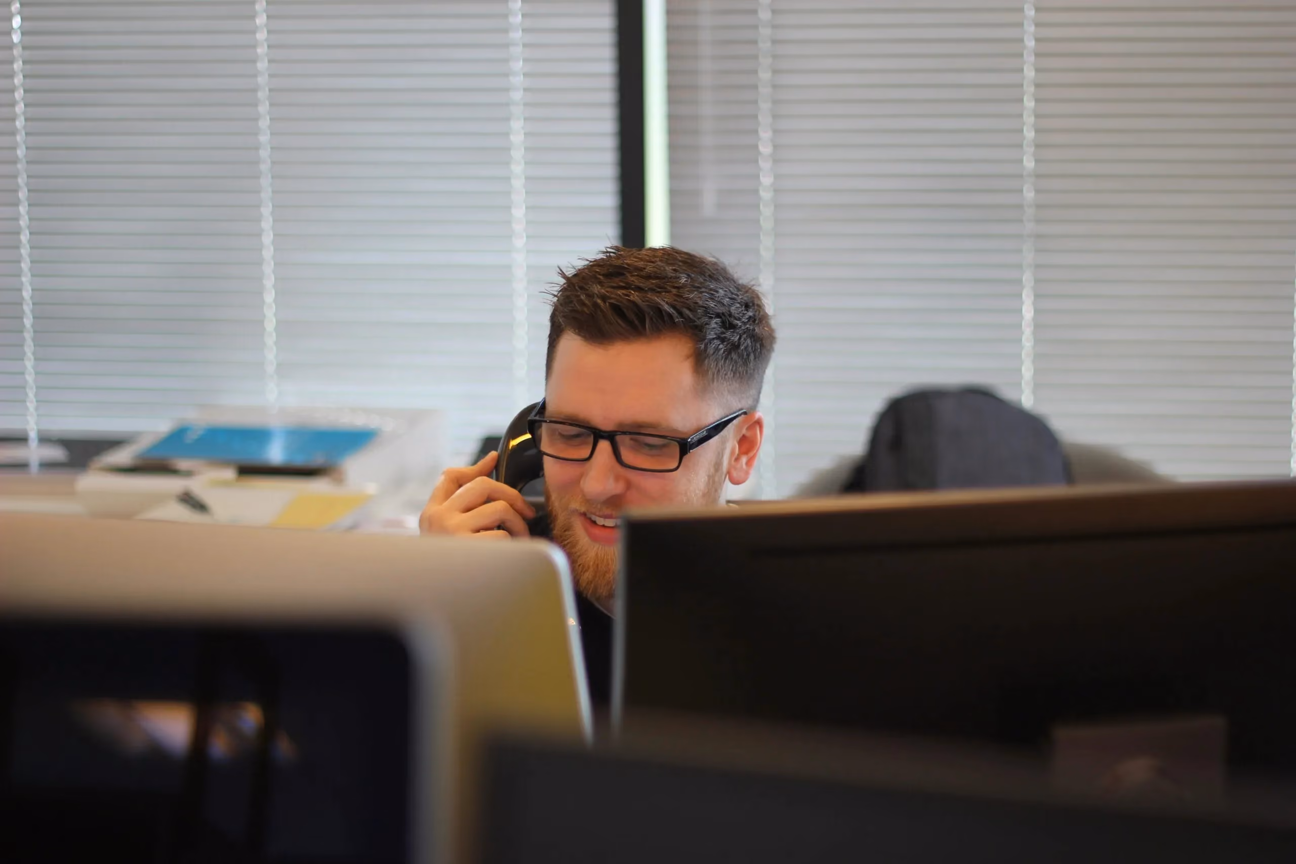 AI vs Call Center Cost Comparison for Contractors: 2026 Guide