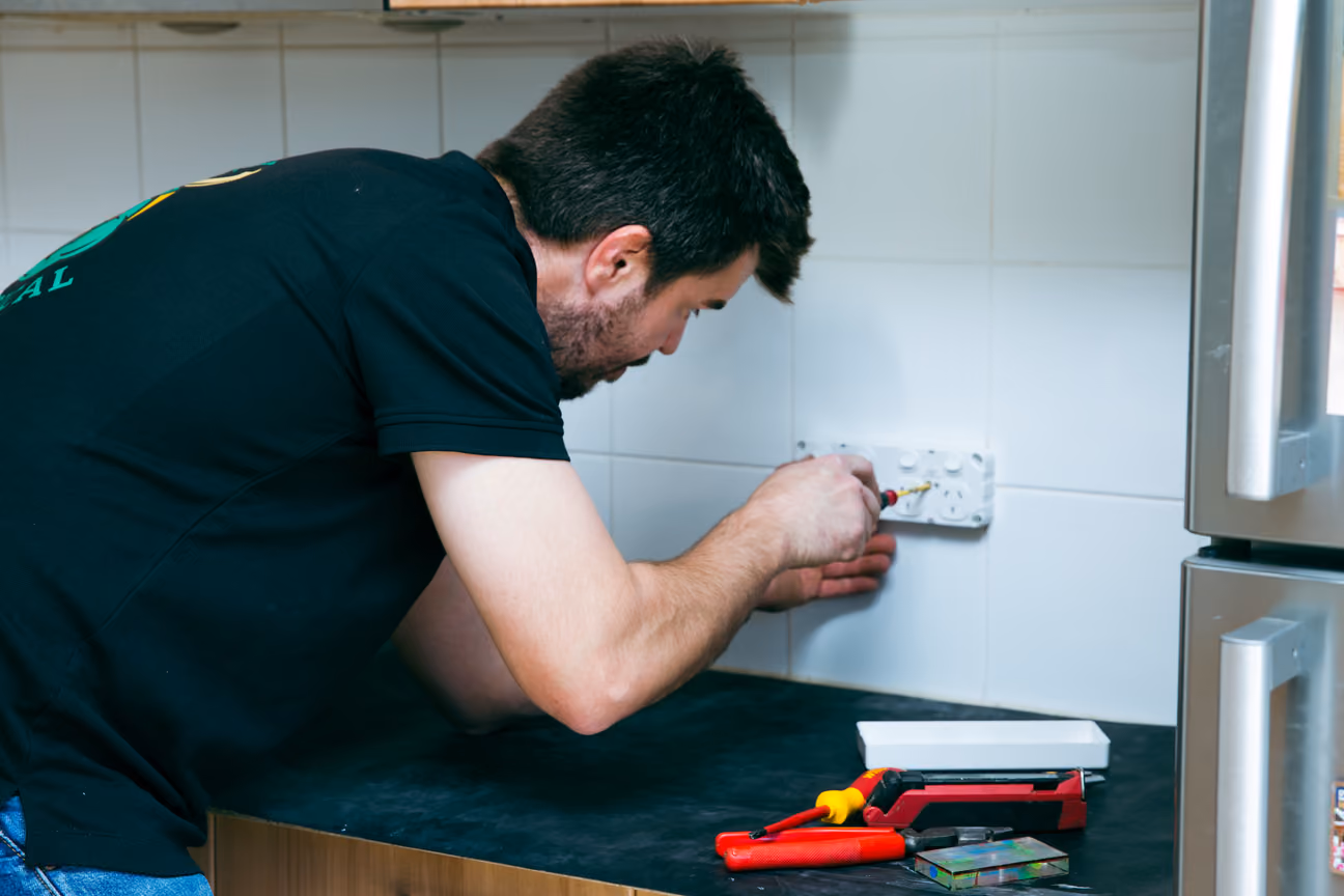 Trusted, licensed electricians serving Melbourne's Bayside and South Eastern suburbs.