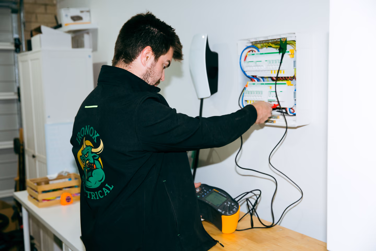 Trusted, licensed electricians serving Melbourne's Bayside and South Eastern suburbs.