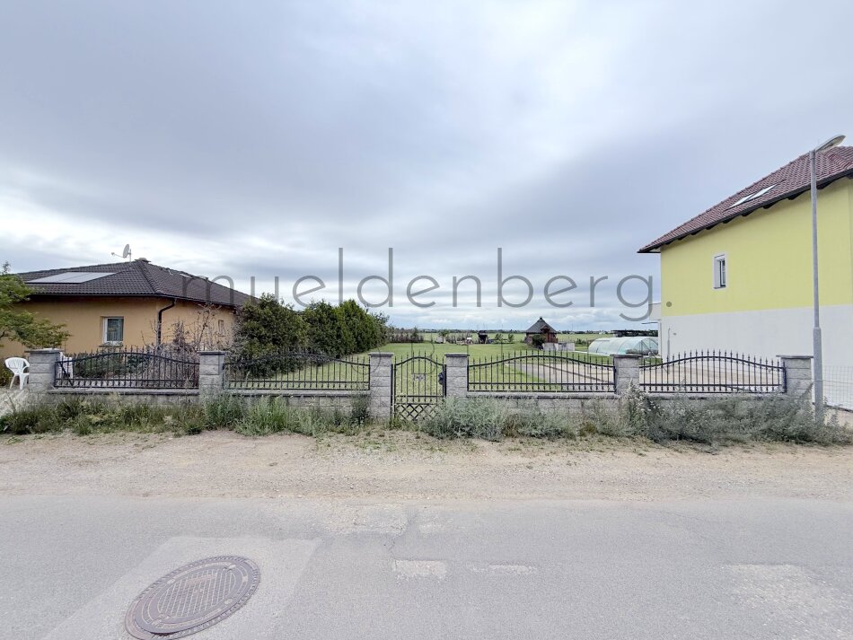 Großzügiges Baugrundstück 1080 m² in 2231 Strasshof – Ihr Traum vom Eigenheim!