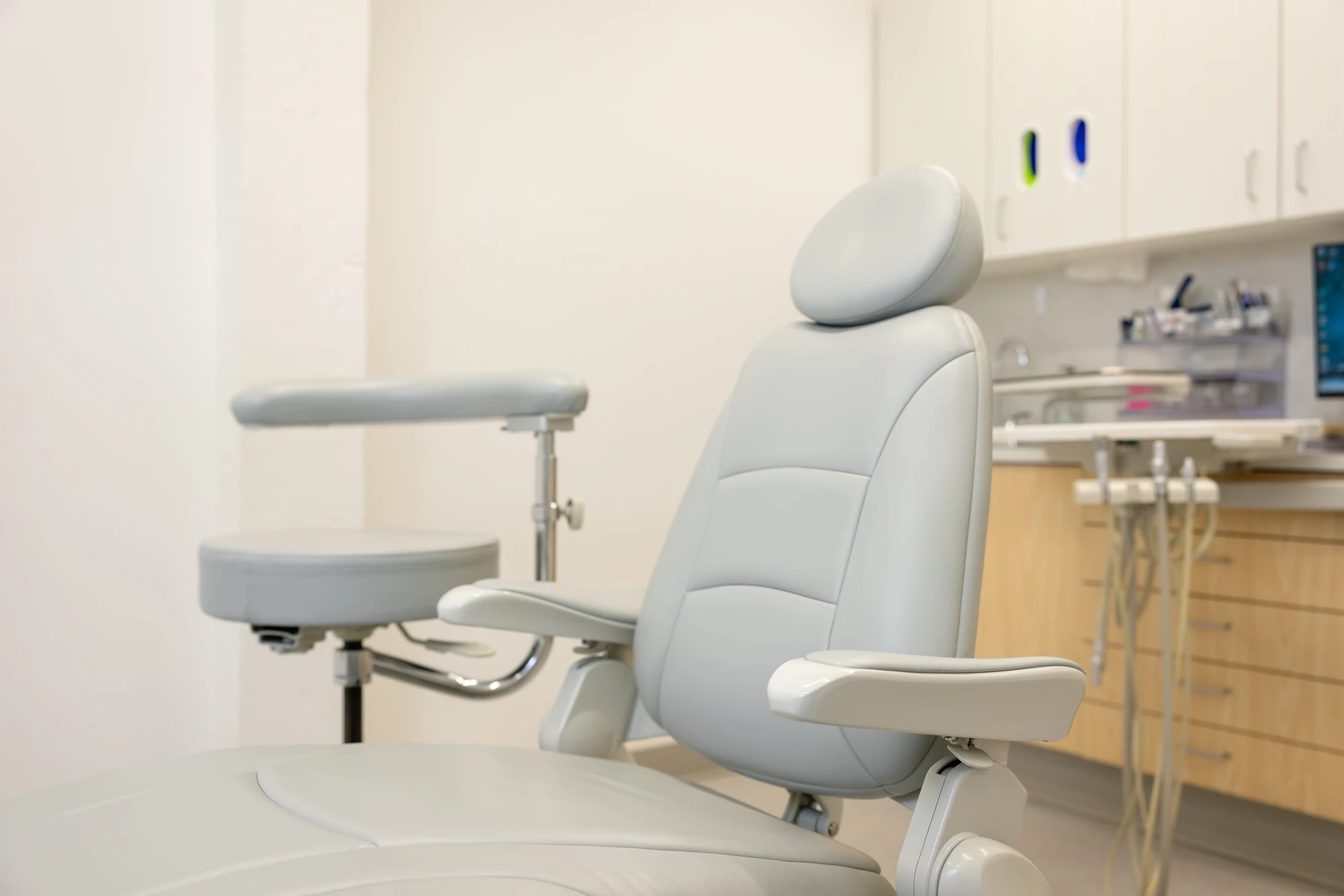 Treatment room and dental chair at Dentist Downtown Seattle on Westlake Ave