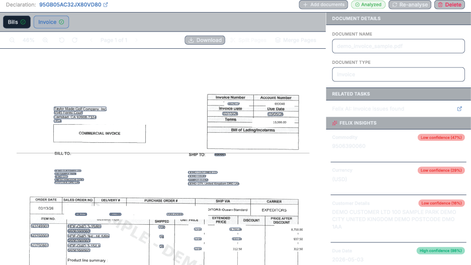 Screenshot of a commercial invoice with order details and shipment data in a software interface.