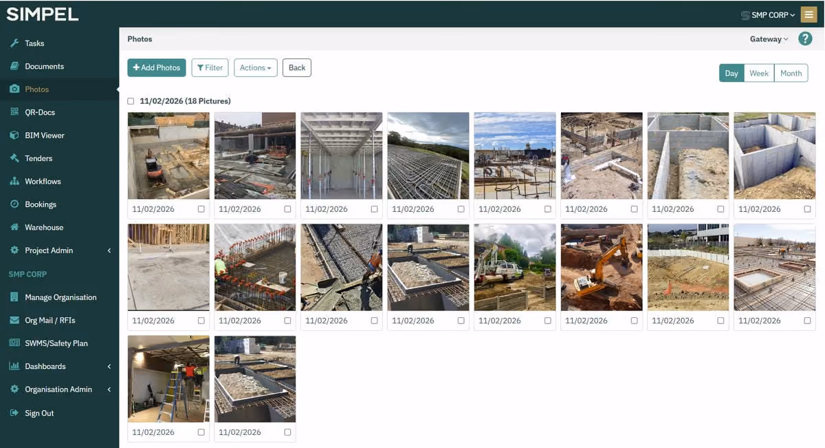 Construction management dashboard showing 18 dated site photos with various building and groundwork stages.