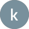 Ympyrä, jossa on valkoinen pieni k-kirjain harmaansinisellä pohjalla.