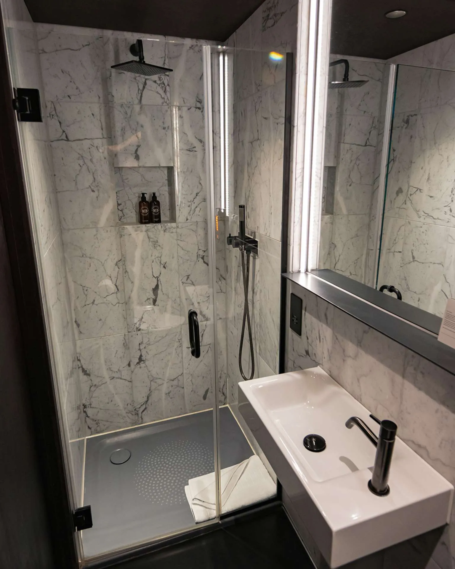 Eco-friendly studio apartment at Stow Away Waterloo