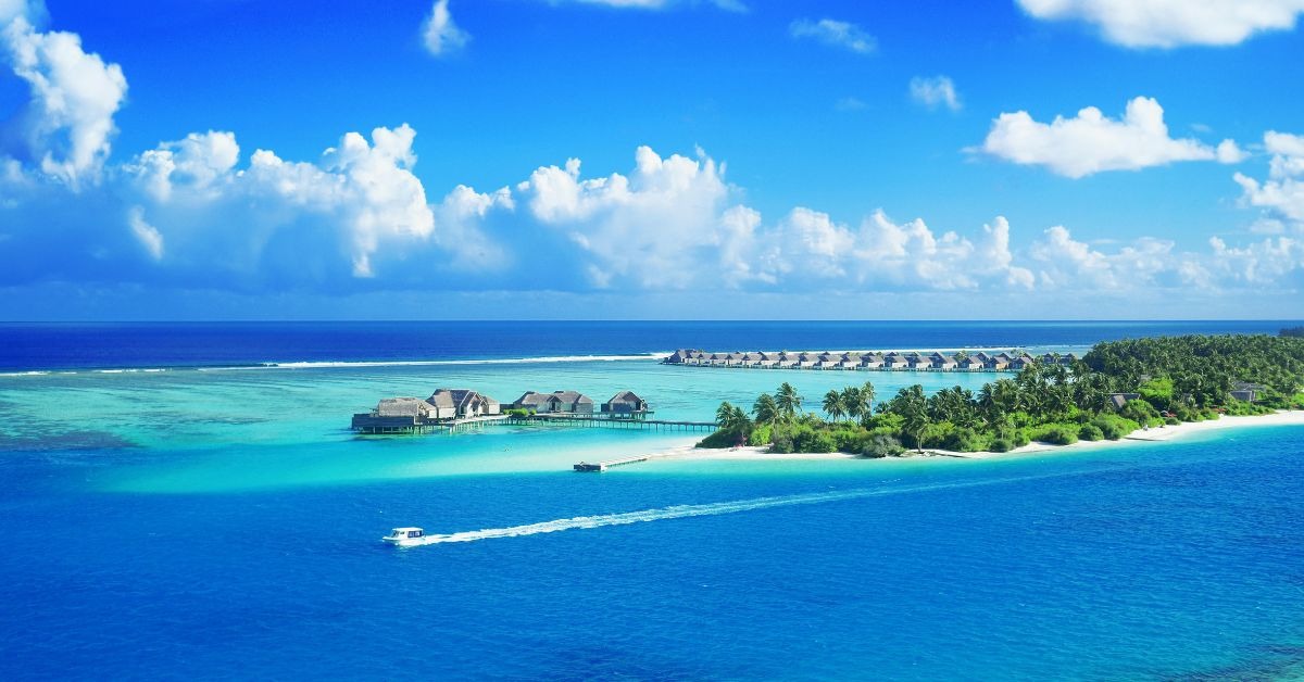 a-luxurious-maldives-resort