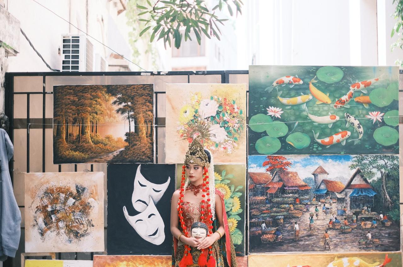 Contemporary art gallery in Seminyak featuring Balinese and international artists