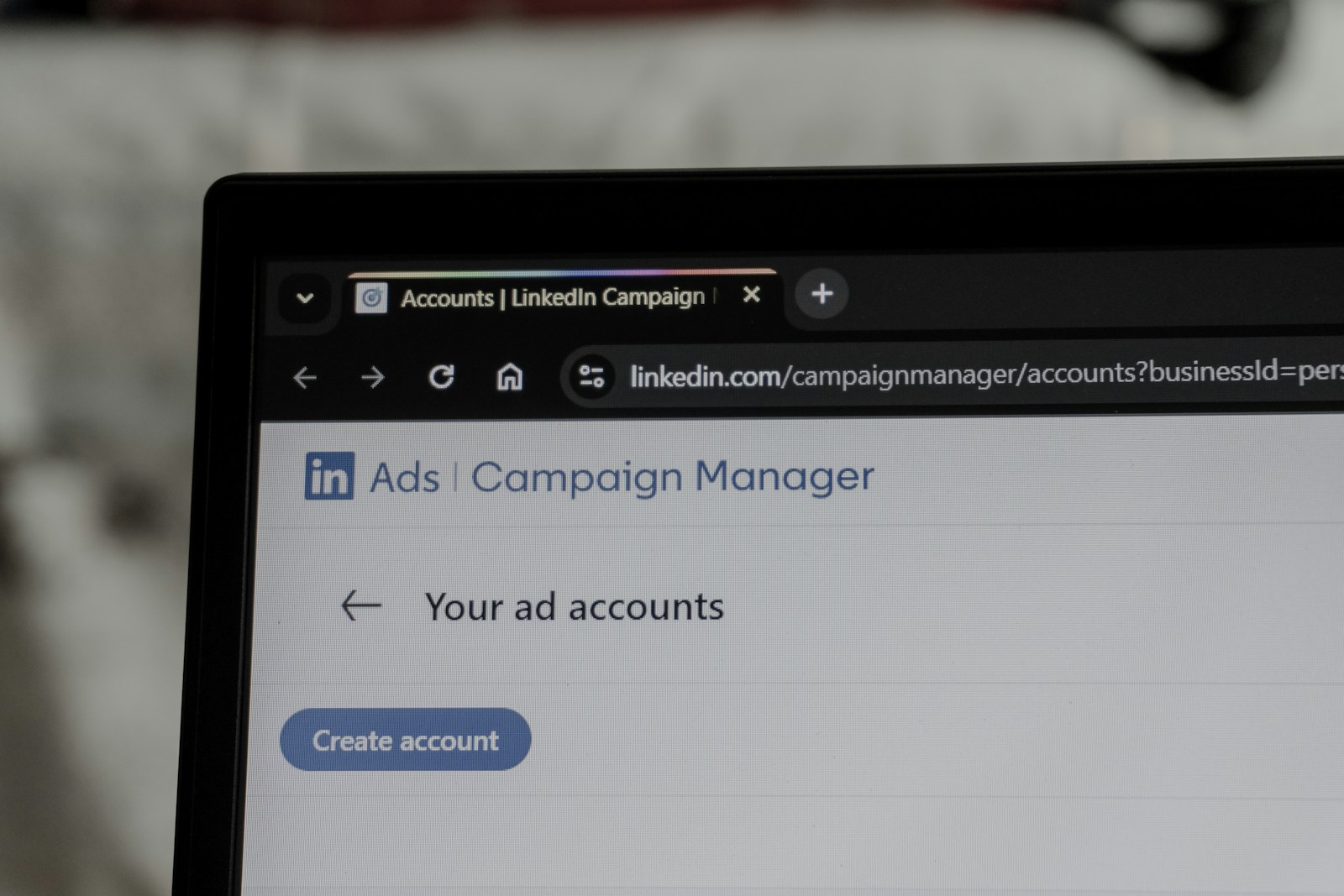 Retargeting Ads Strategy for E-commerce: The Dynamic Conversion Funnel
