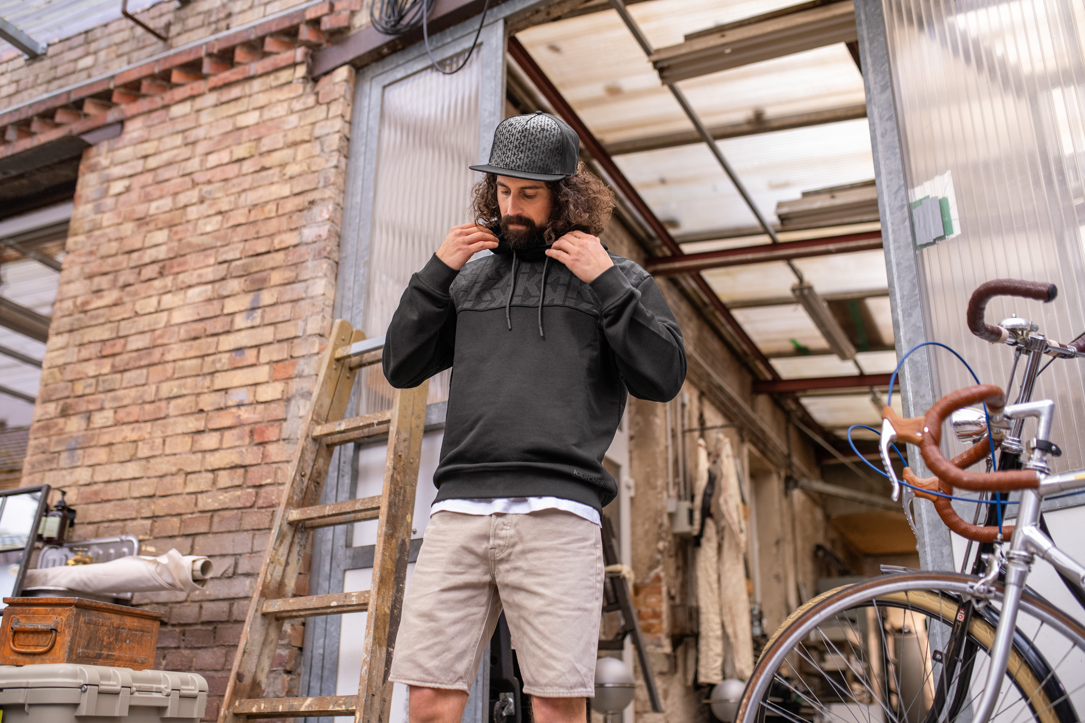 Kärcher K-Line Black Pattern Merchandise Case Study