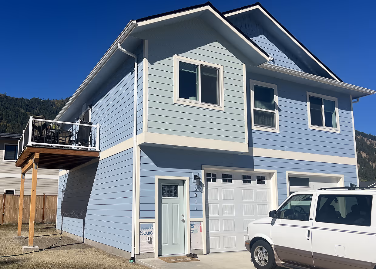 AZ Builders LLC specialized on all kind of Siding, LP Smart, Fiber Cement, Wood, Metal, Vinyl, Cedar, Pine, & more.