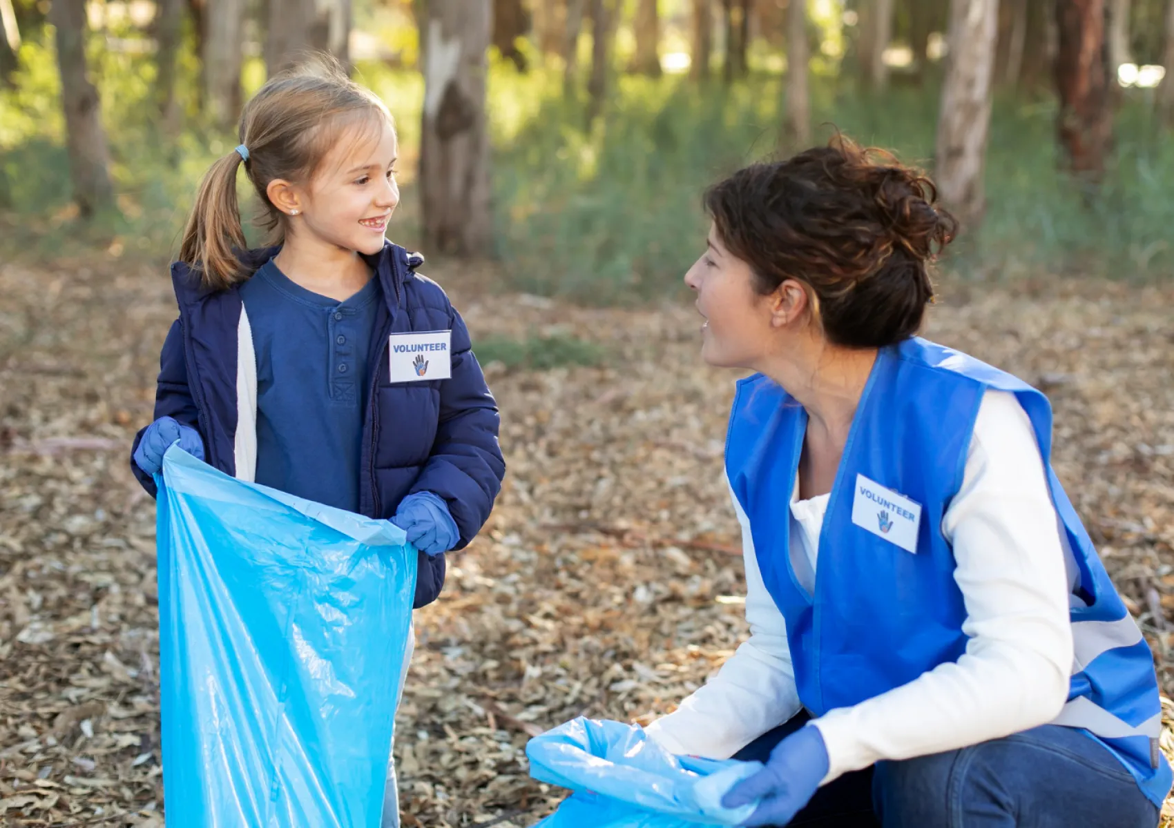 Community volunteer clean drive