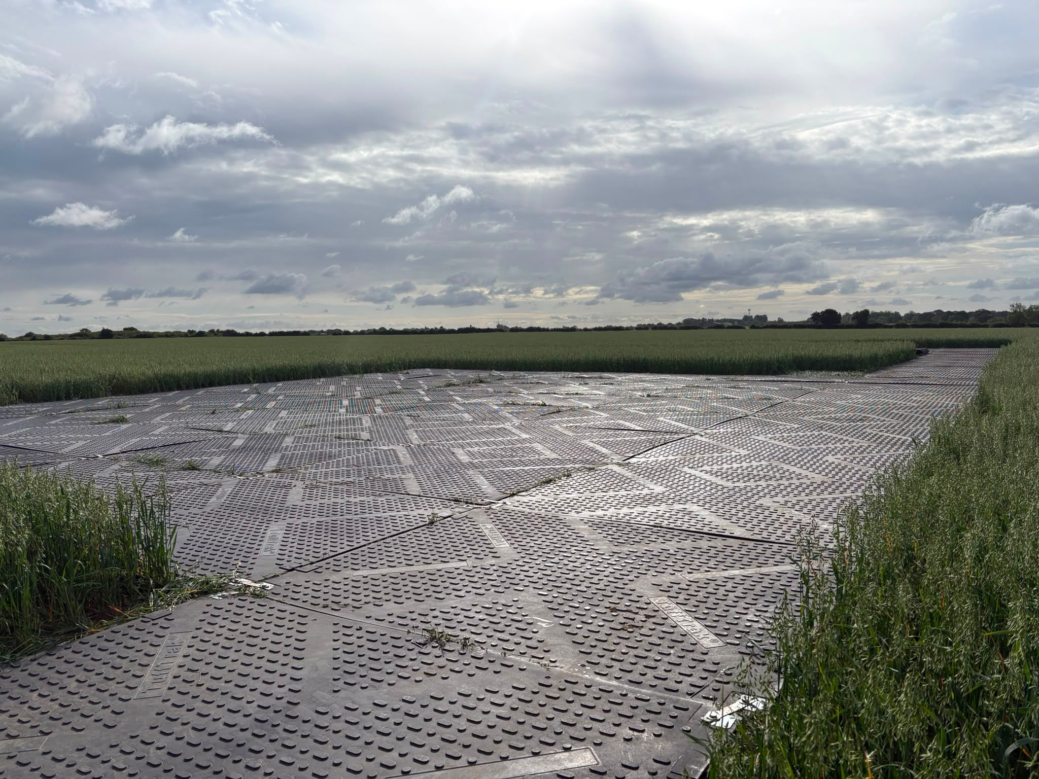 Case Study: 2,500m Temporary Trackway for East West Rail Ground Investigations