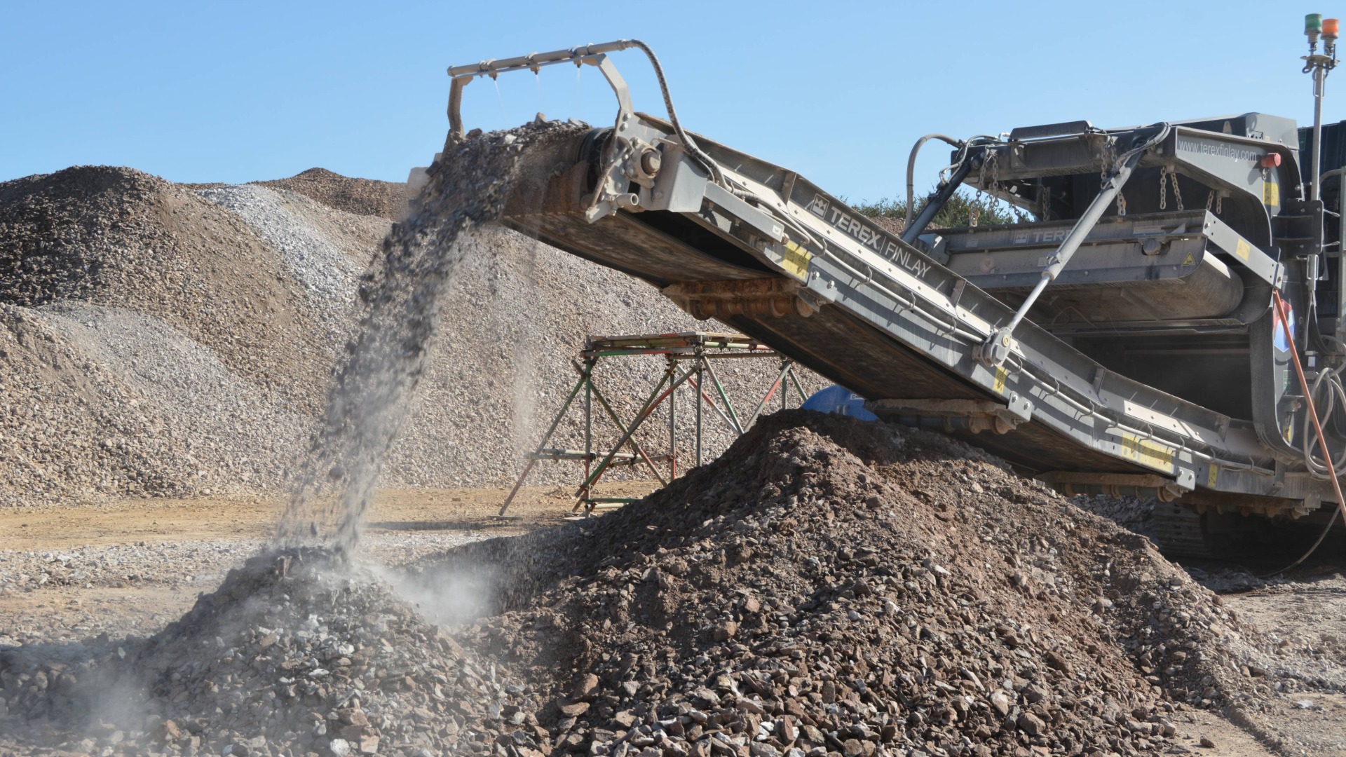 Crushers & Screeners working on material at Sherford