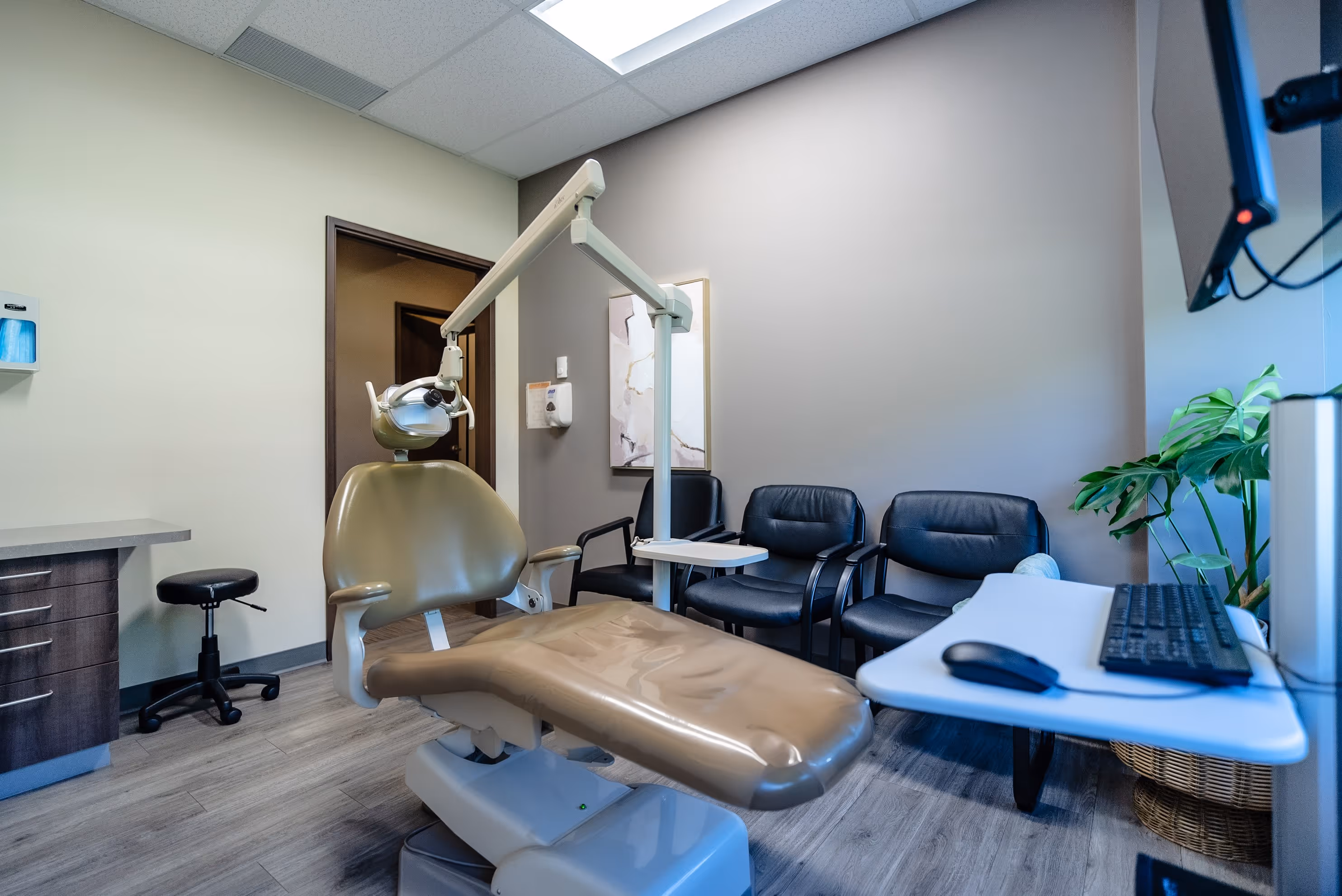 Clinical suite at the Steve Bureau Oral & Maxillofacial Surgery clinic