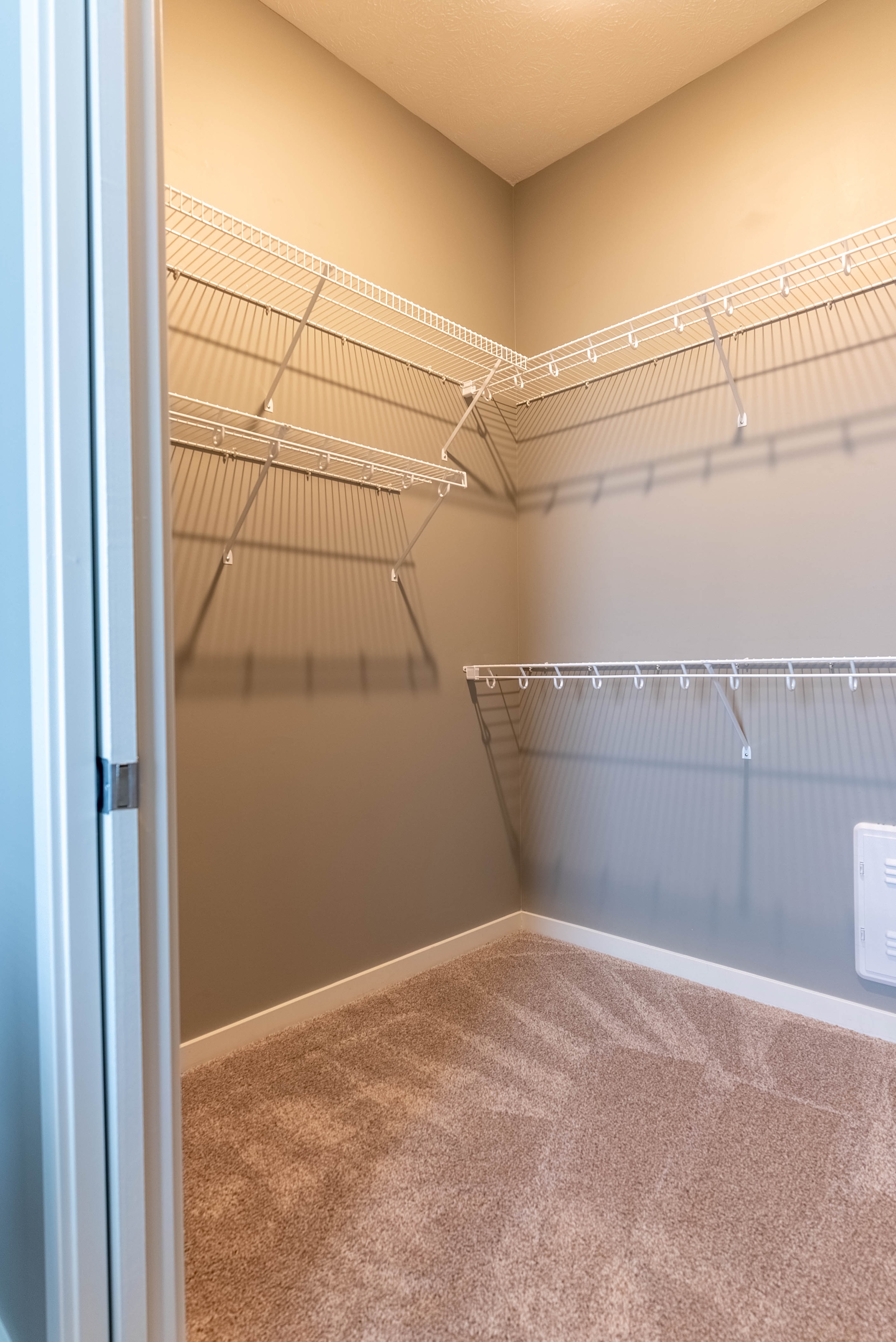 Walk-in closet