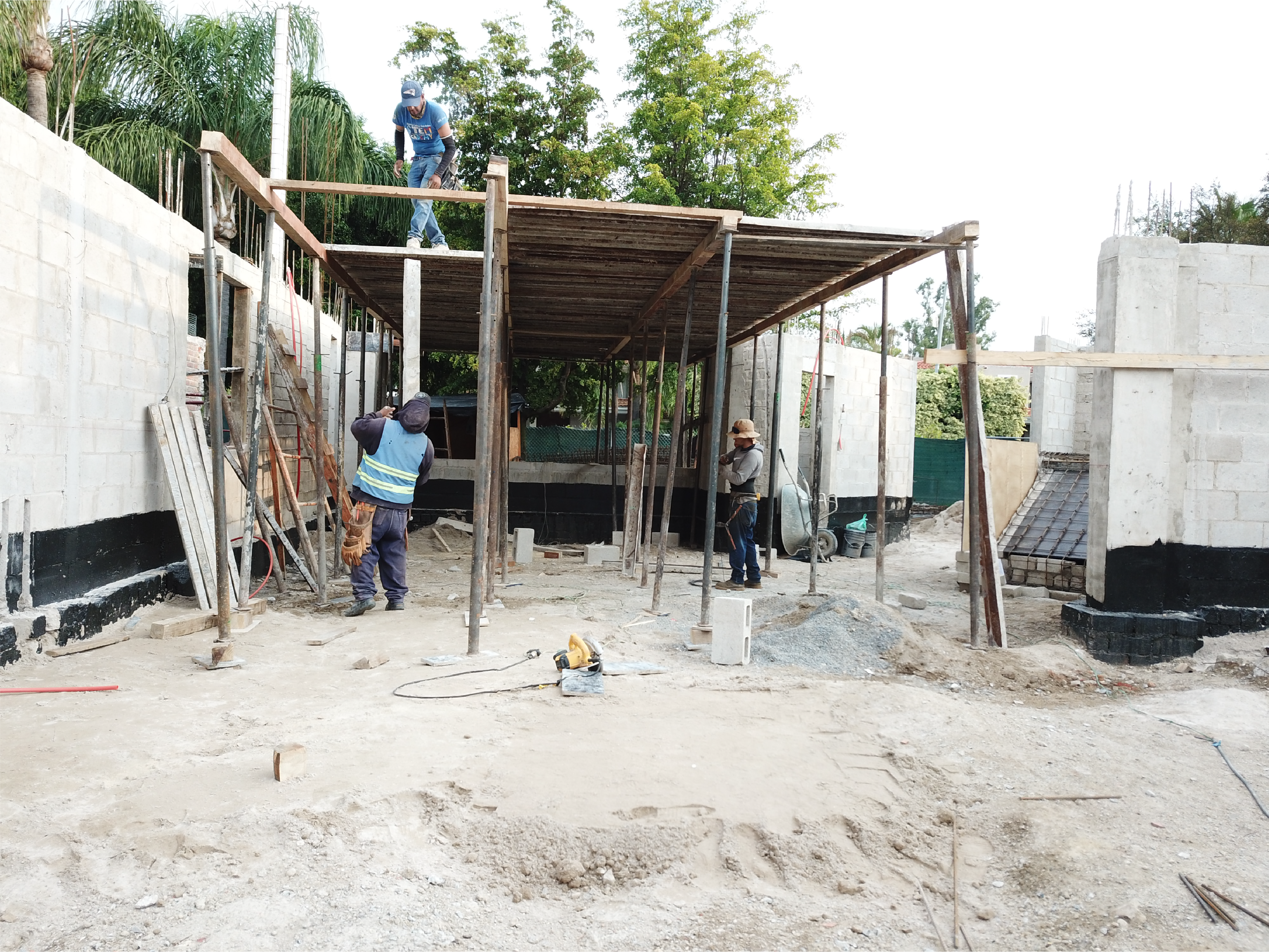 Vivienda durante el proceso de construcción