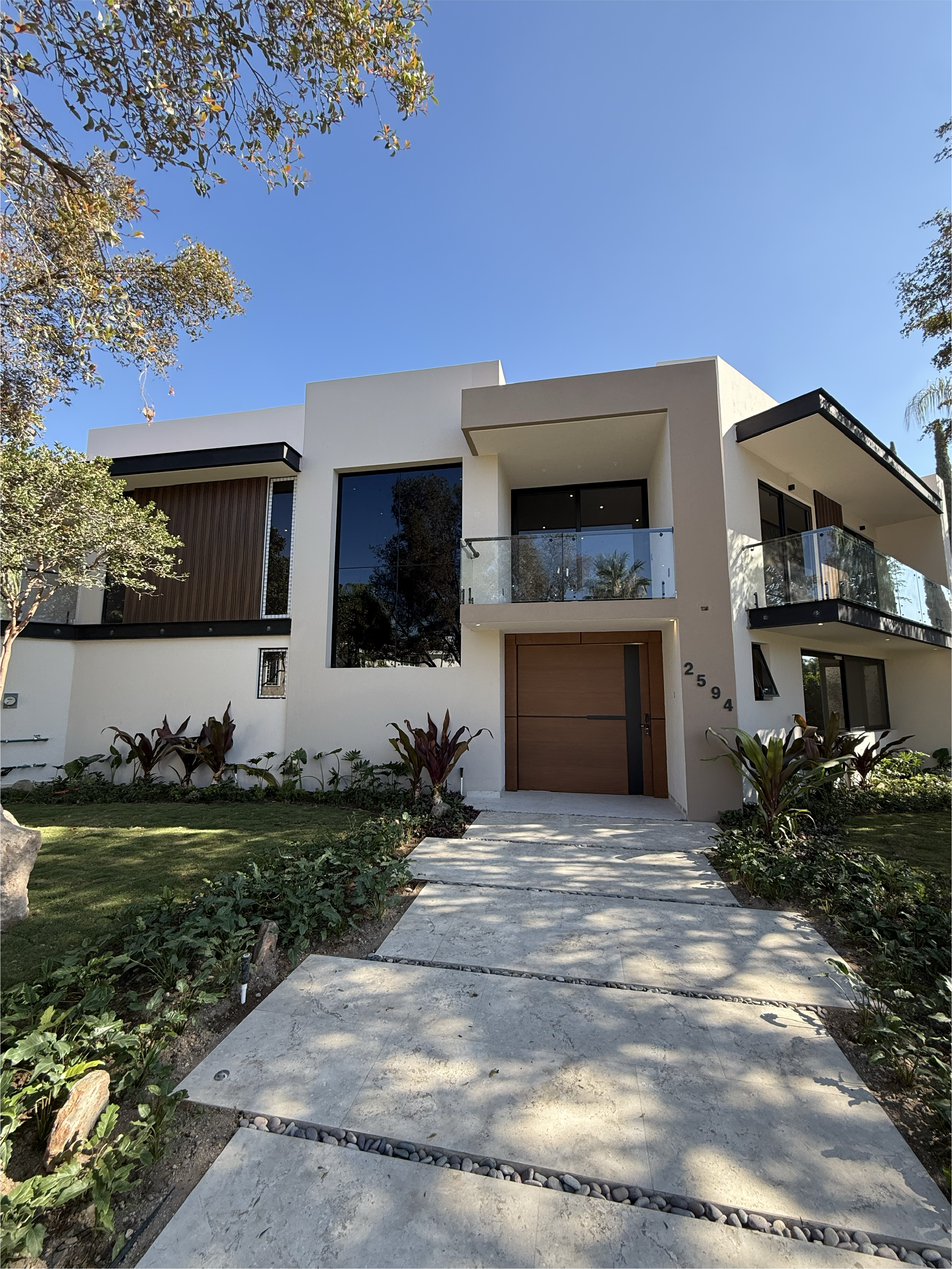 Vivienda terminada por Khefren Studio