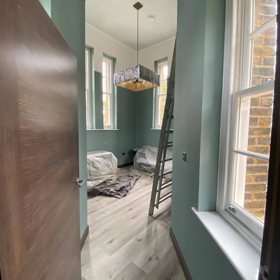 Set within a landmark converted military hospital, this project involved the complete internal renewal and landscape refinement of a home that felt unfinished and under-resolved.