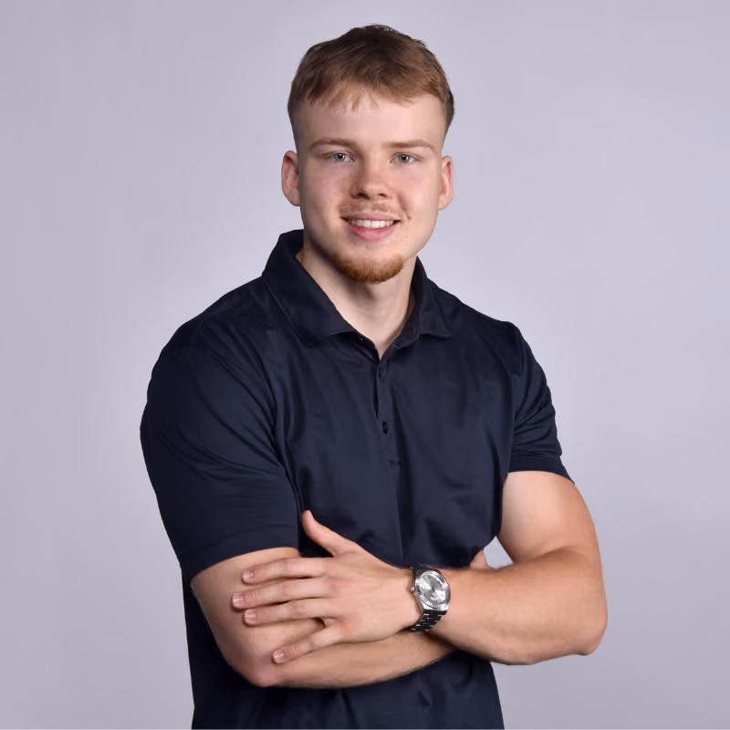 [headshot] image of customer