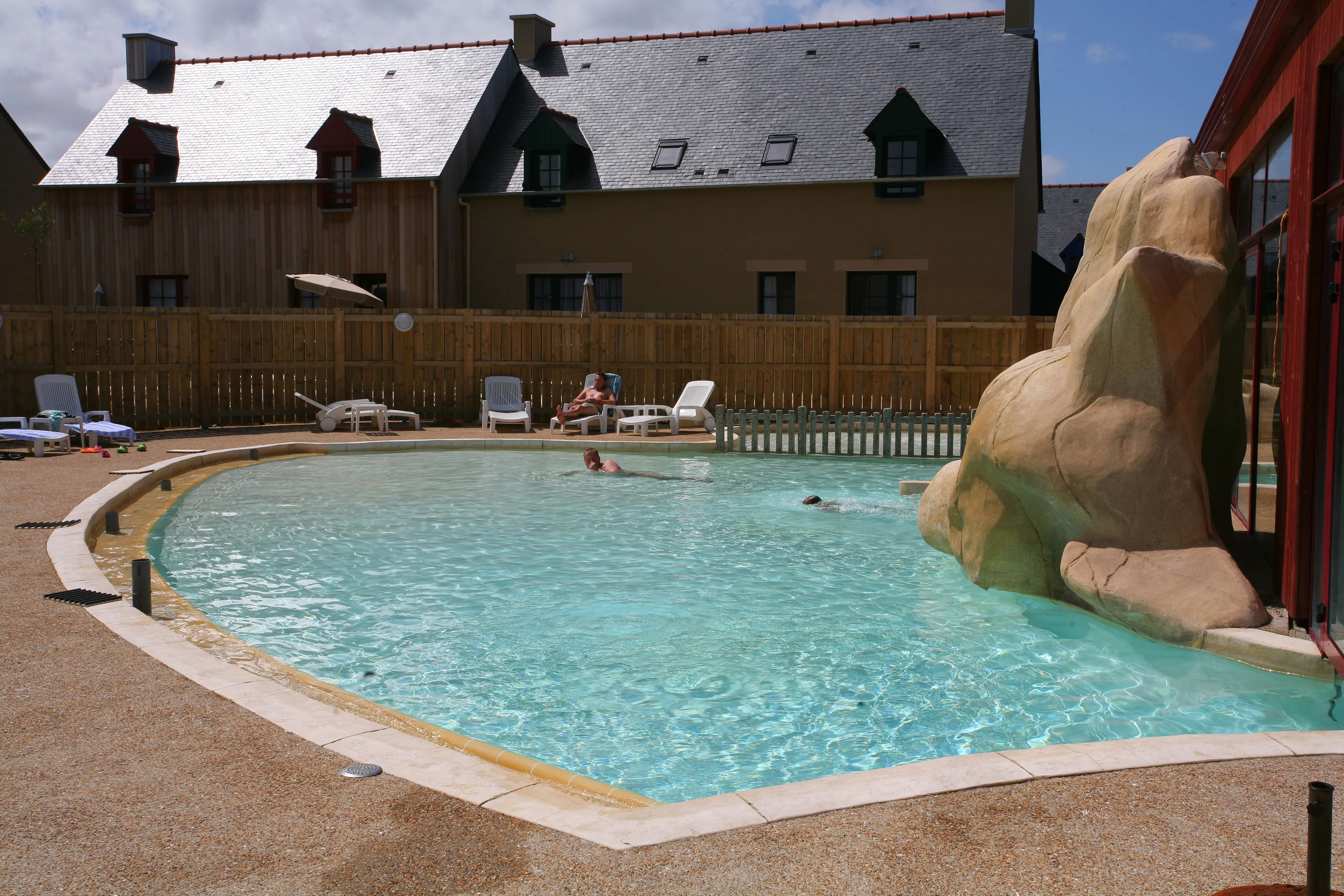 Pool Le Village Cancalais Bretagne