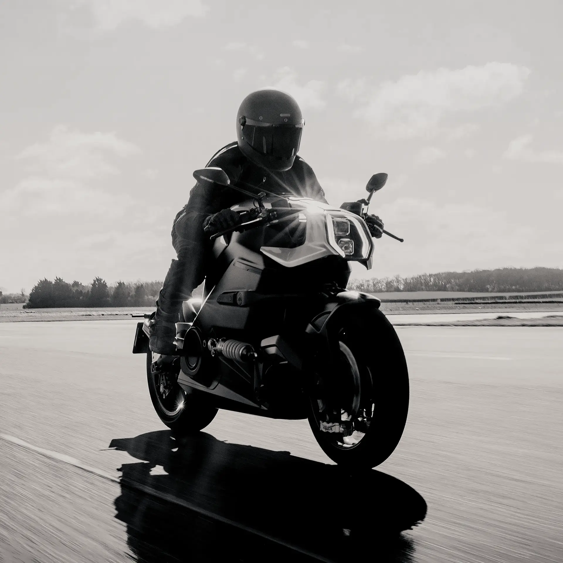 Photo of a rider on the Arc Vector