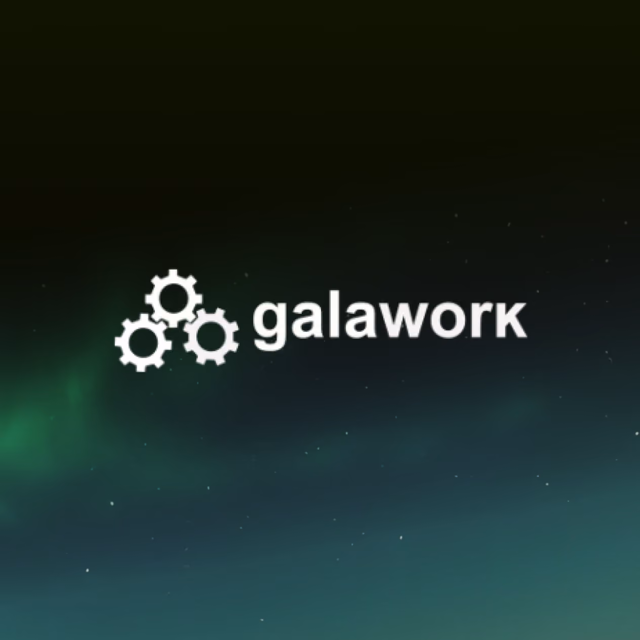 Das Wort "galawork" in Weiß neben drei ineinandergreifenden Zahnrädern auf einem dunklen, sternenklaren Himmelshintergrund mit grünen Nordlichtern.