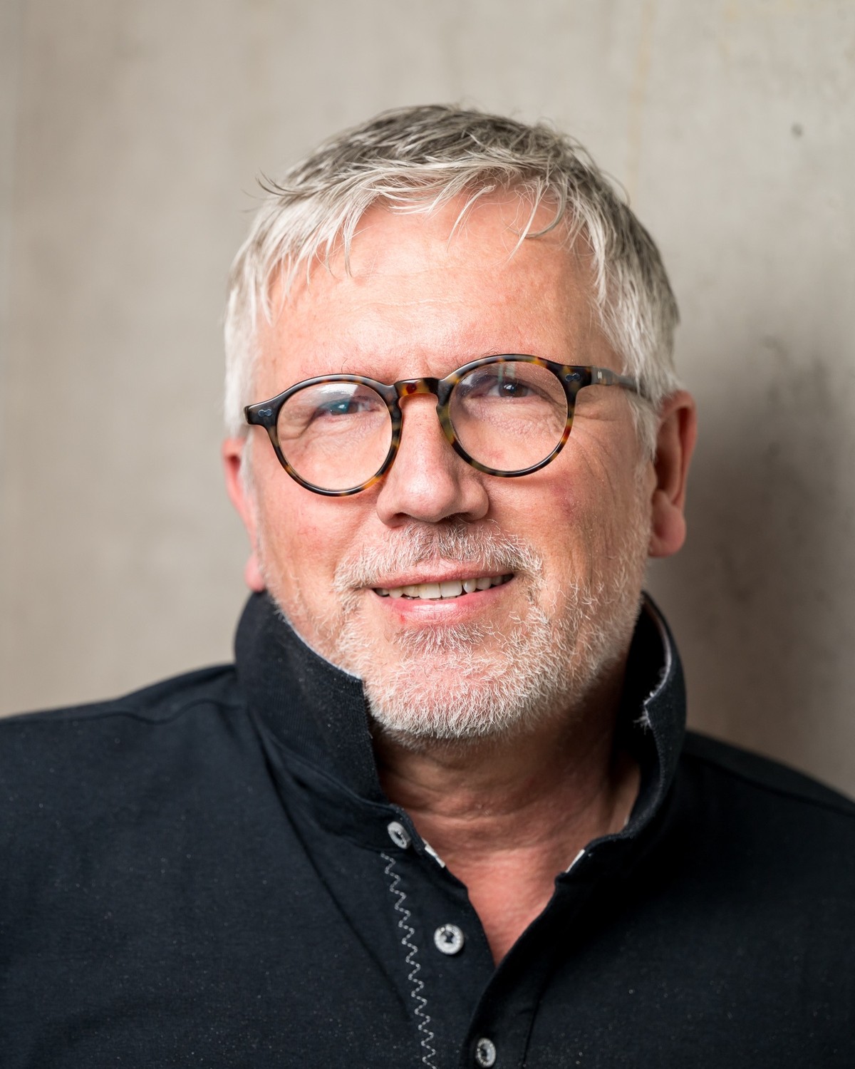 Dr. Ralf Lüttmann, Zahnarzt in Kiel und Eckernförde