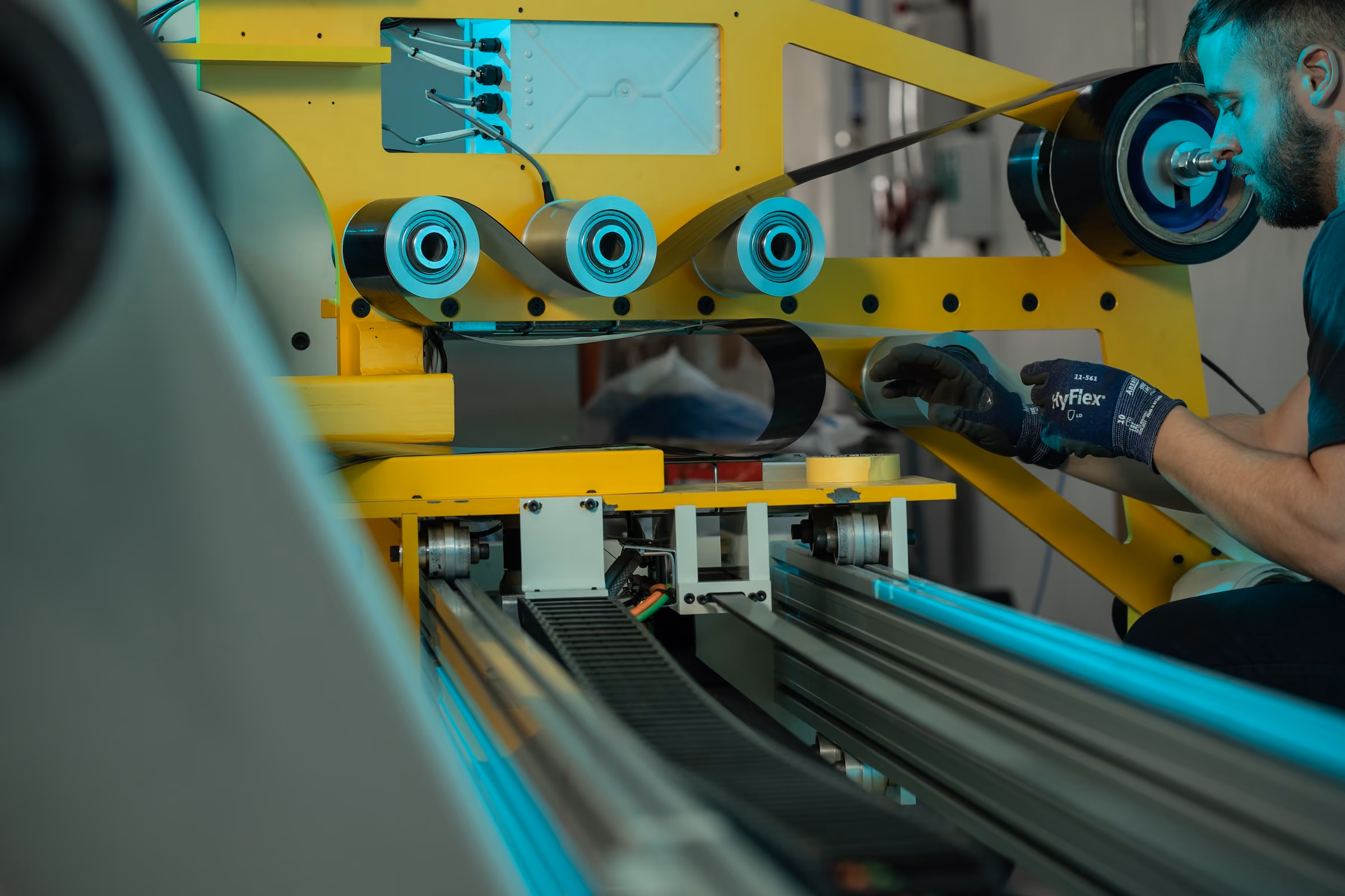 CNC-machined composite tube component