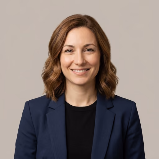 A headshot of Elena Rossi.