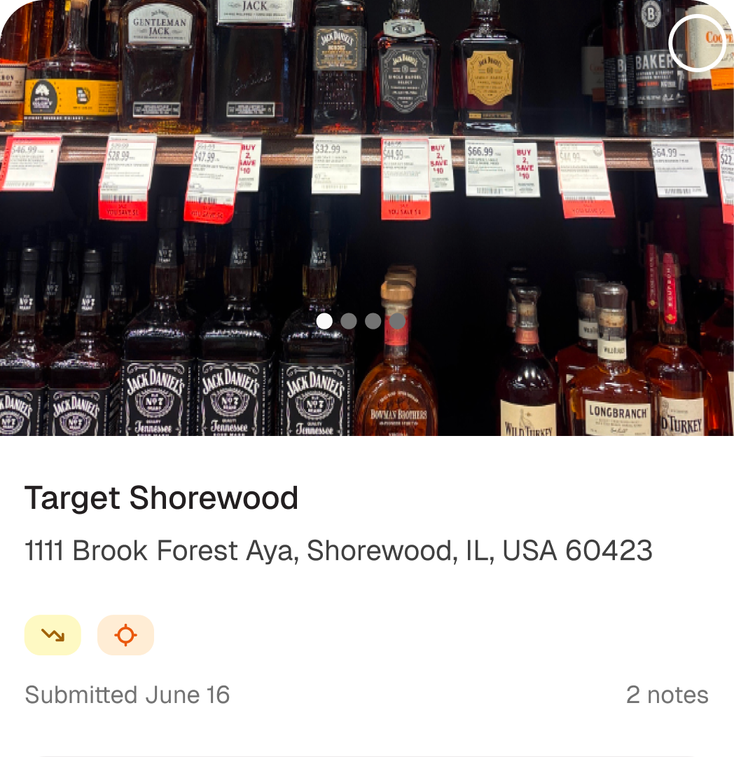 Shelf audit card showing alcohol products at Alcohol Market with low stock and issue indicators.