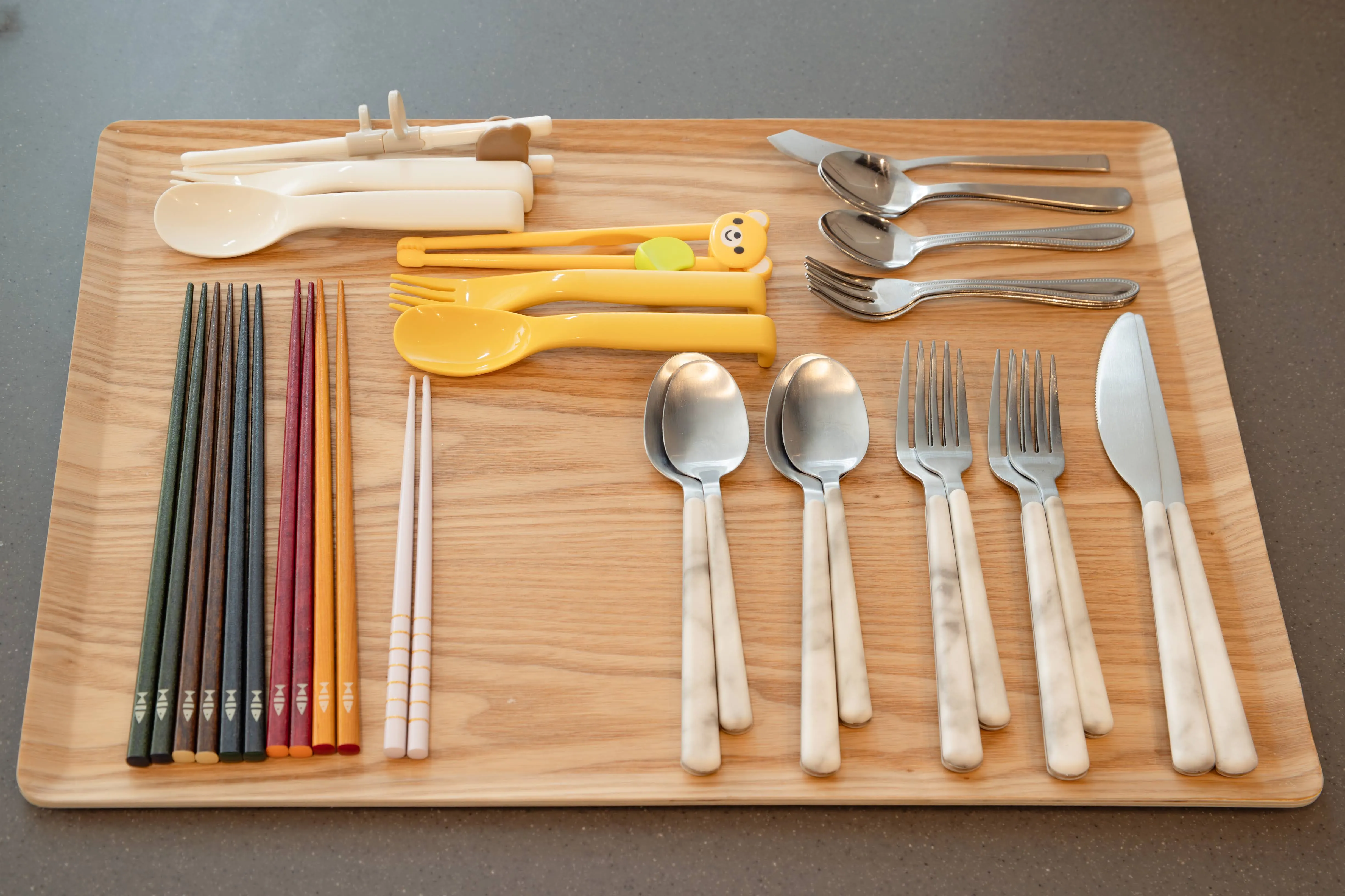 Tableware of Room 911 at ONE Sapporo Station Tower.