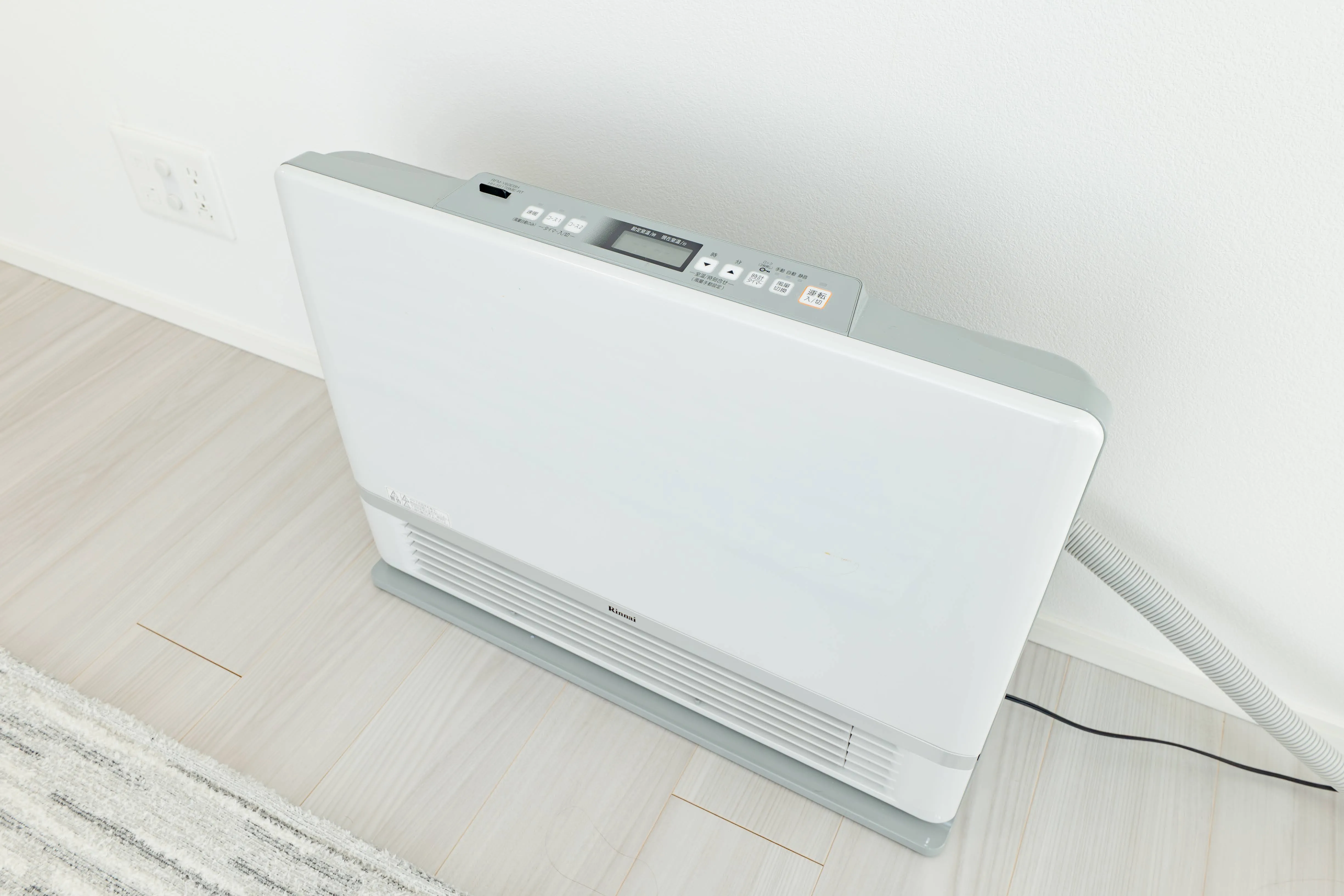 Heater of Room 911 at ONE Sapporo Station Tower.