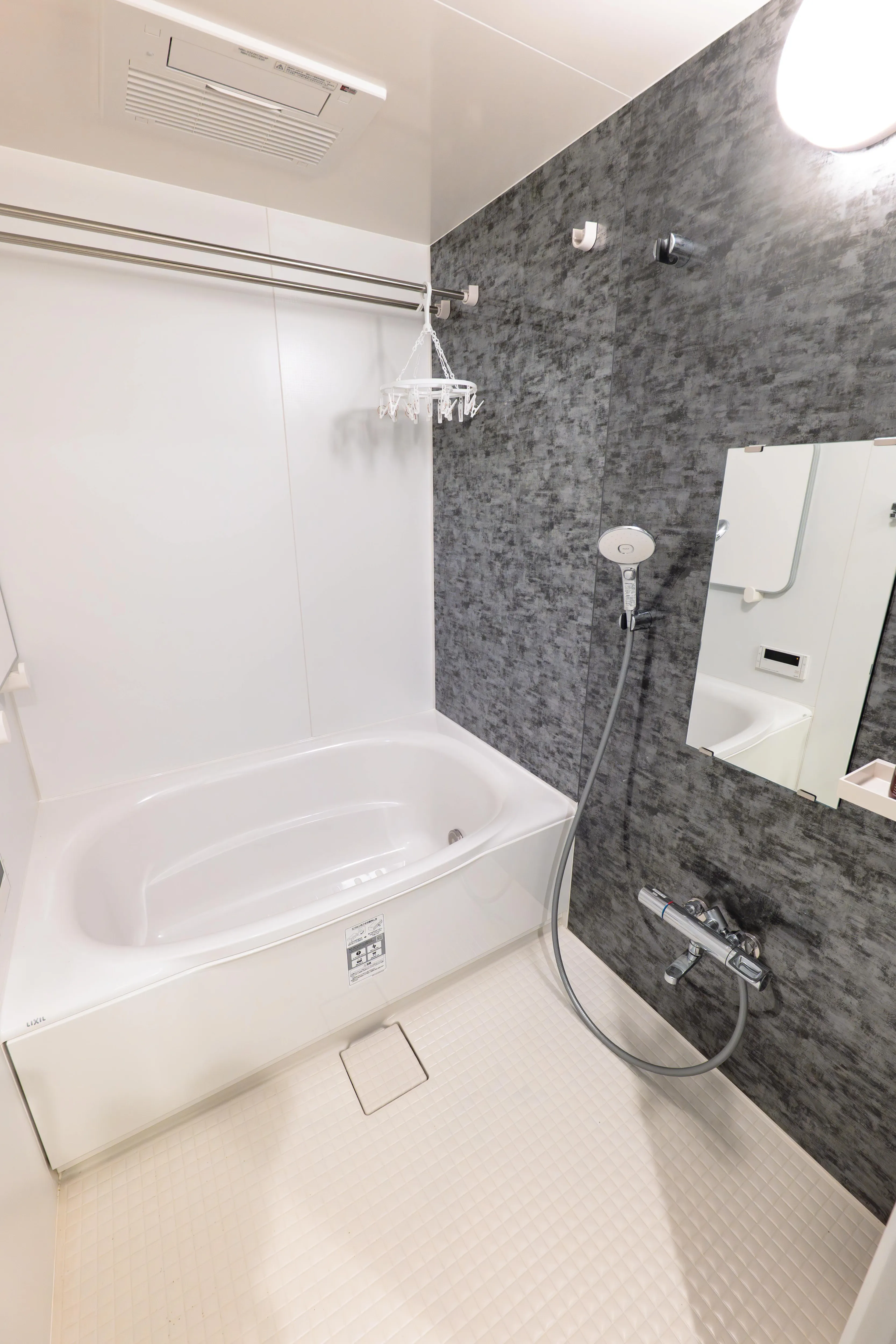 Bathroom of Room 201 at Mondo Mio Sapporo Odori Minami 2-jo.