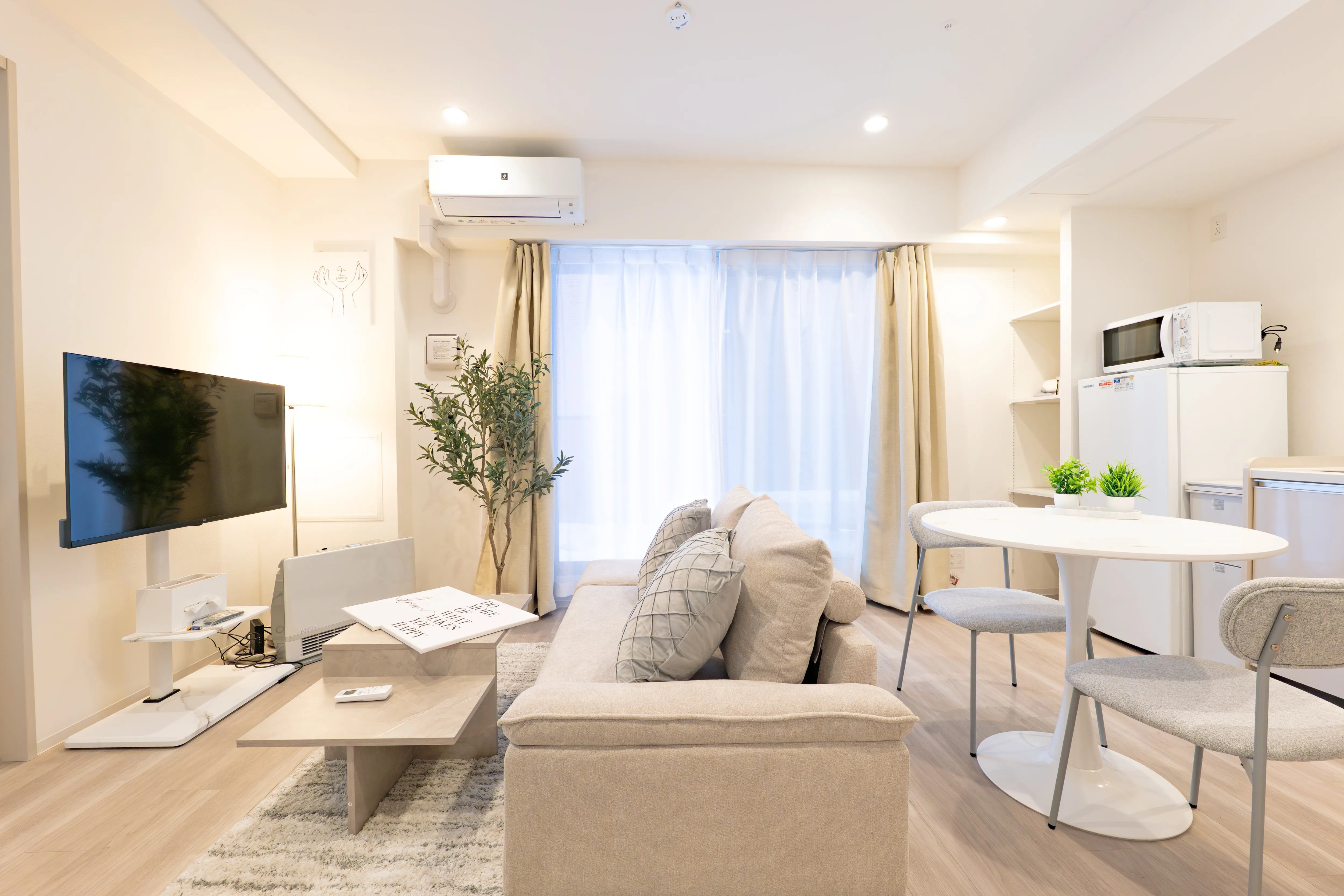 Living room of Room 201 at Mondo Mio Sapporo Odori Minami 2-jo.