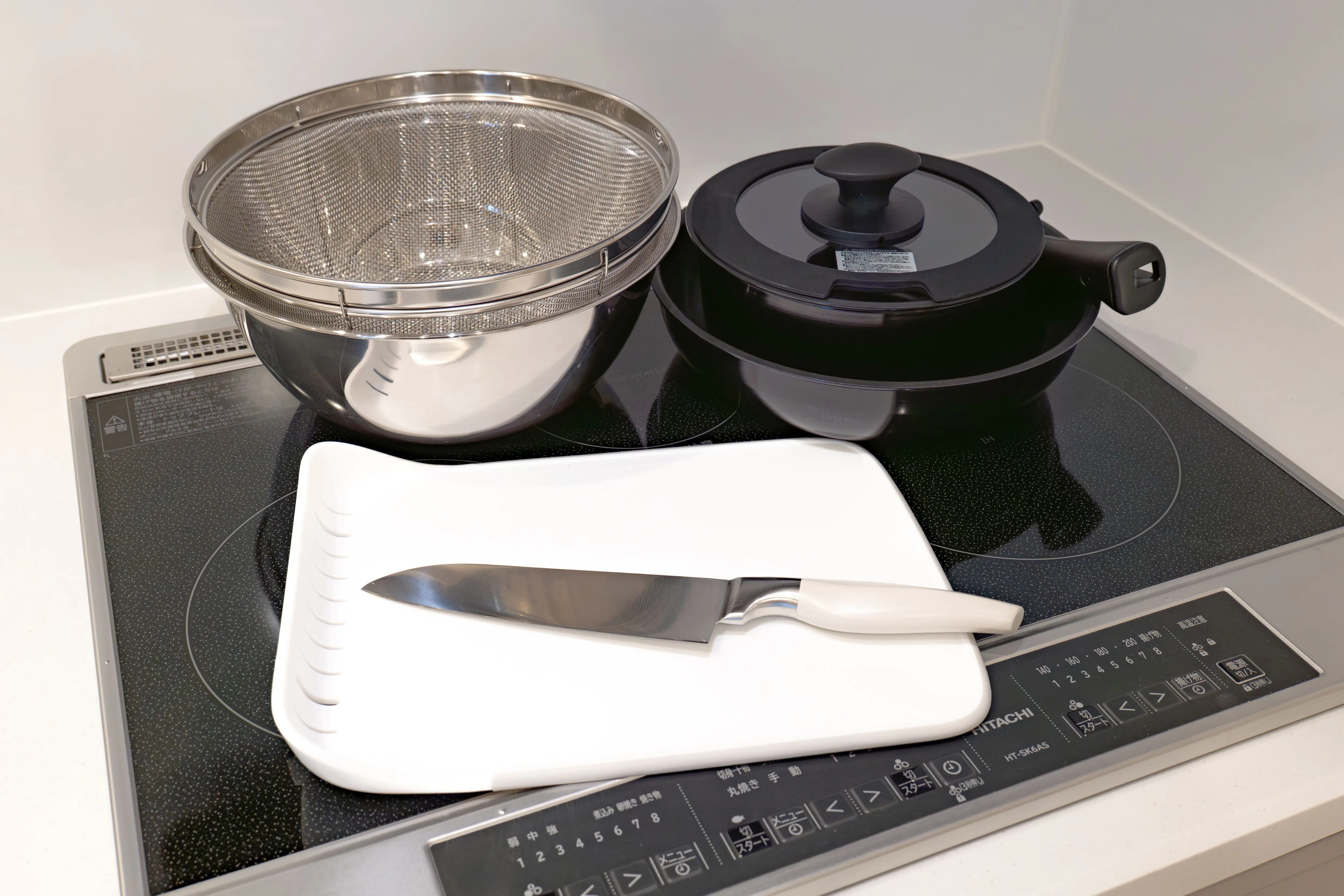 Cookware of Room 201 at Mondo Mio Sapporo Odori Minami 2-jo.