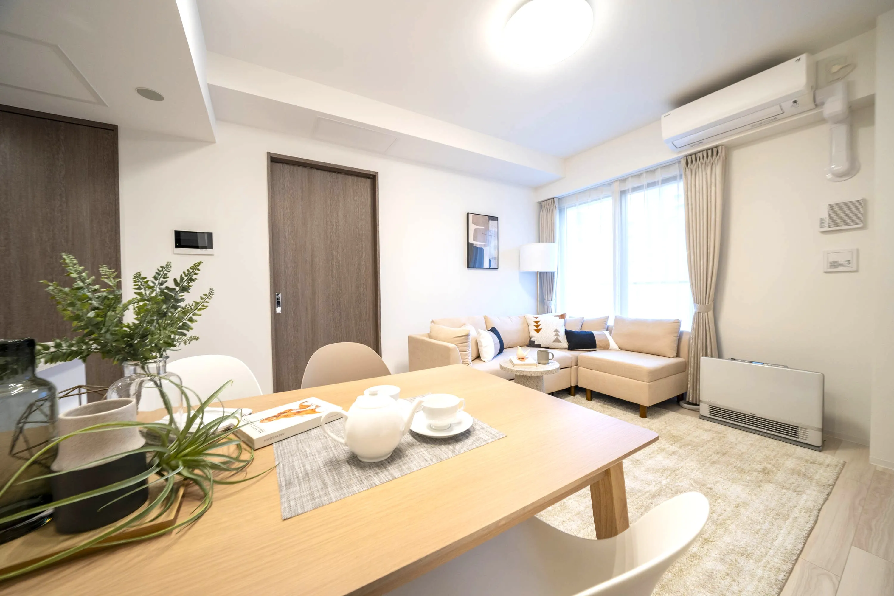 Living room of Room 802 at Mondo Mio Sapporo Odori Minami 3-jo.