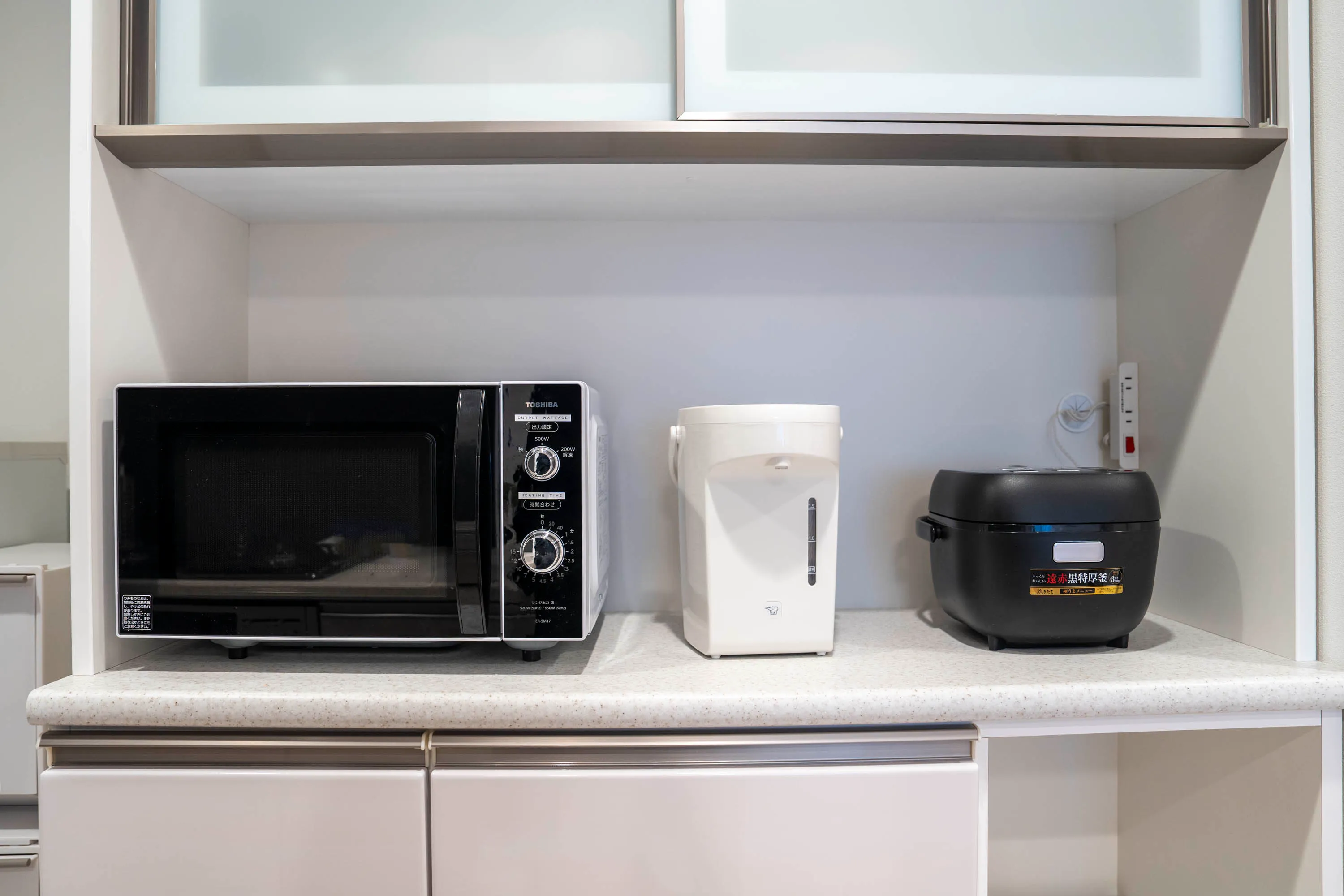 kitchen appliances of Room 802 at Mondo Mio Sapporo Odori Minami 3-jo.