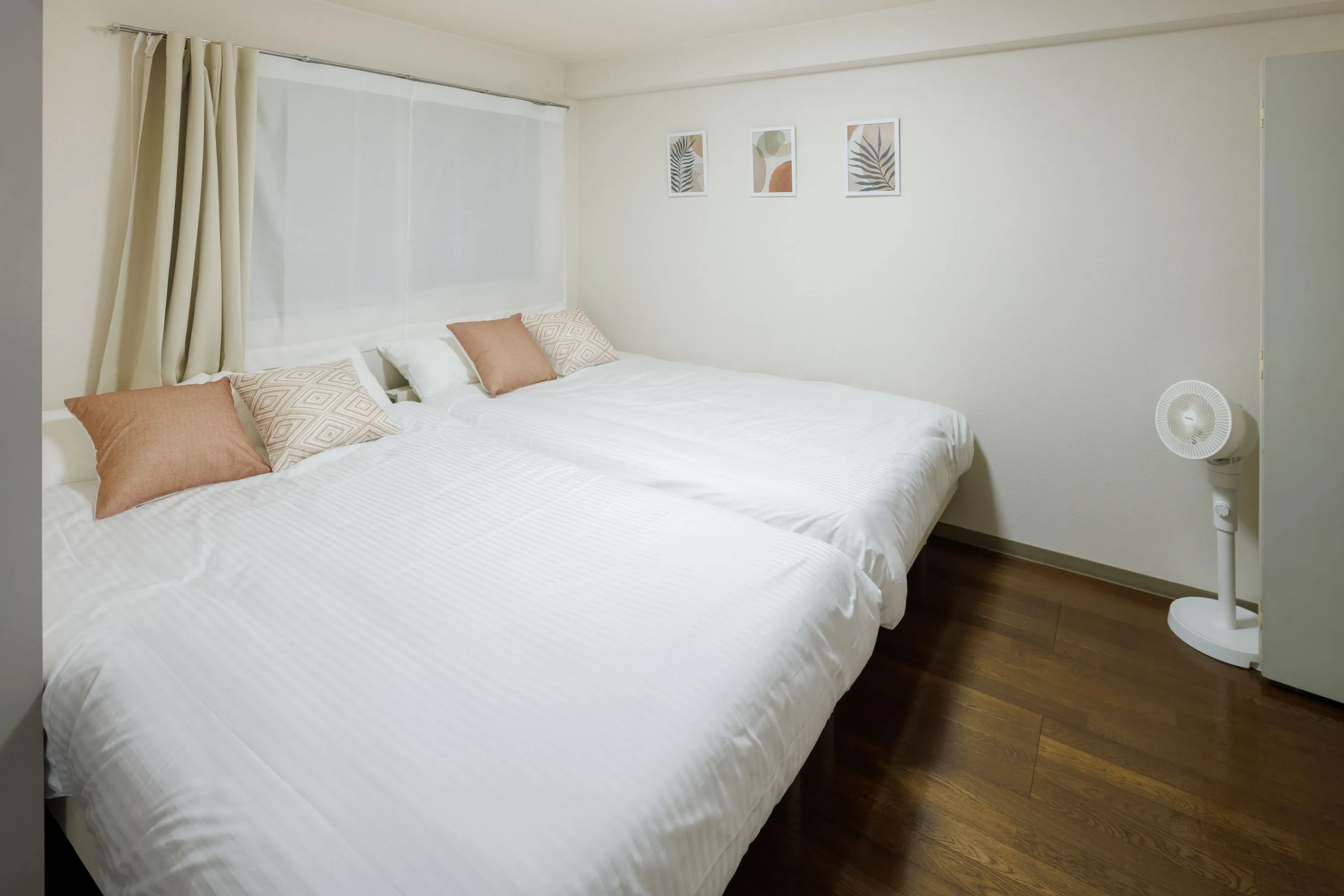 Bedroom of Room 201 at Residence 14.
