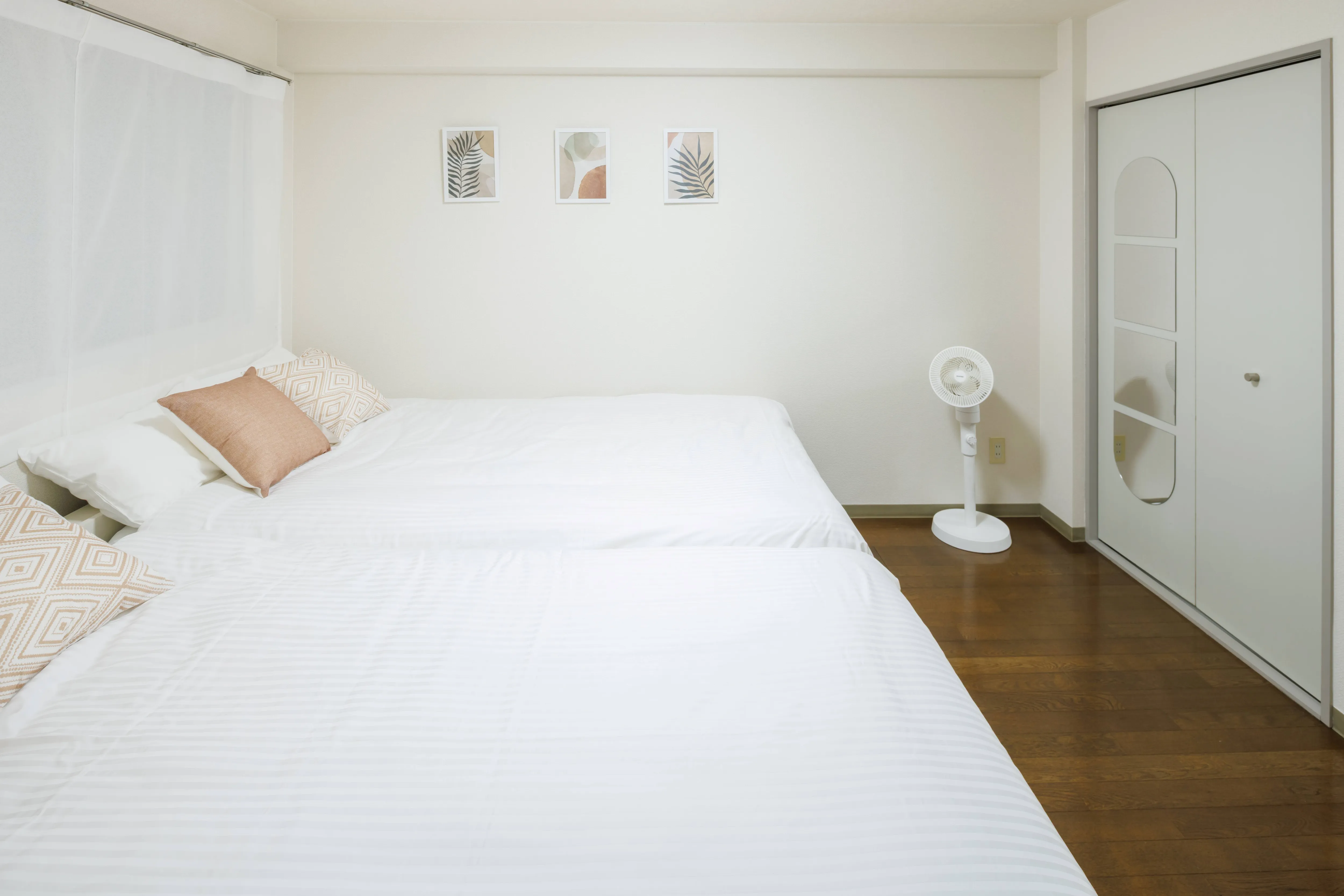 Bedroom of Room 201 at Residence 14.