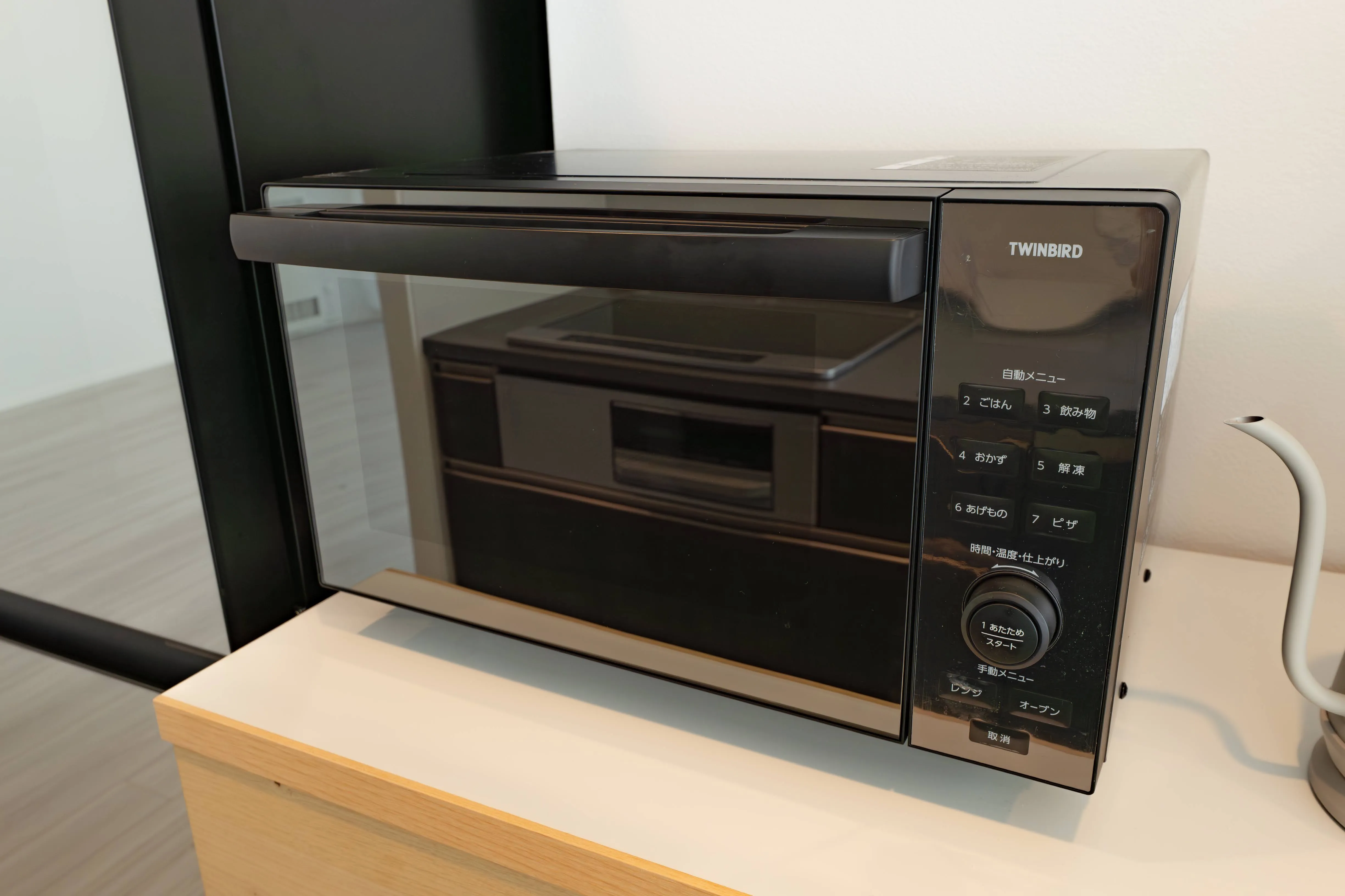 Microwave of Room 911 at ONE Sapporo Station Tower.