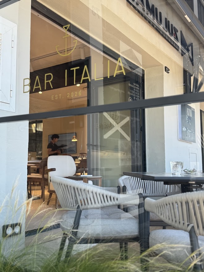 Bar Italia Bar Detail