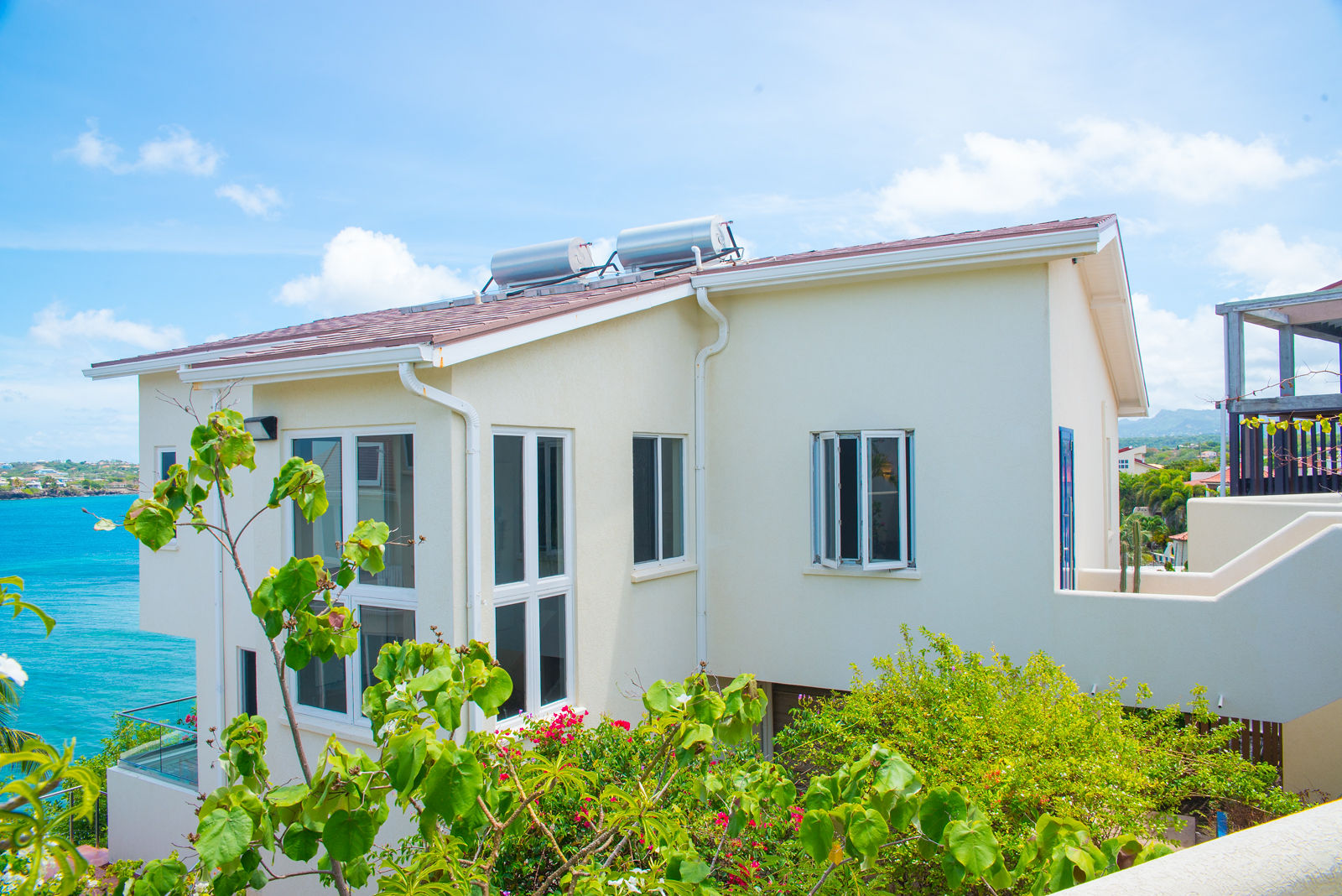 Marks Reef Main House waterfront exterior